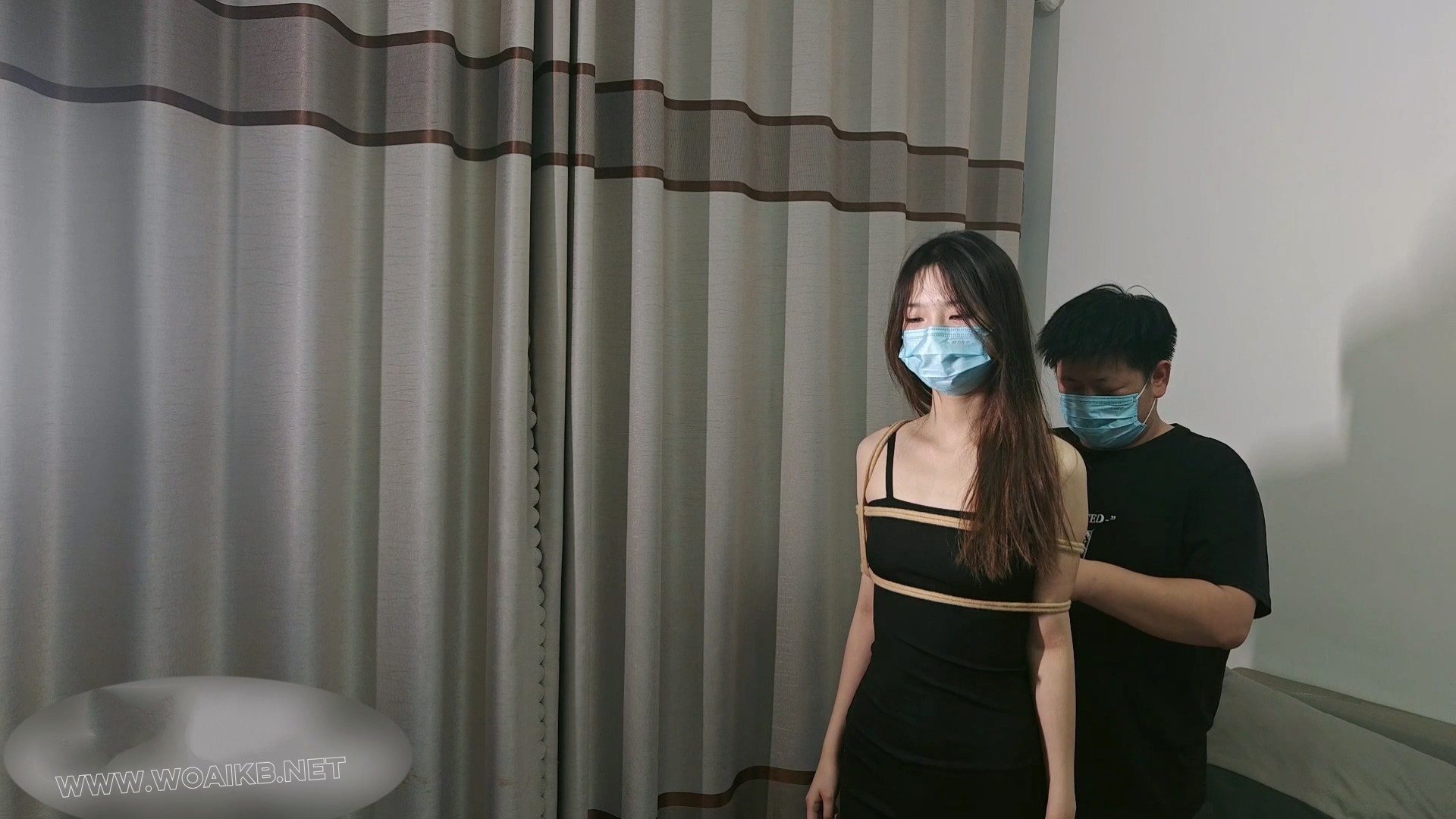 模特桃桃 掐脖子+玩胸+震动+强高+打屁股=有当小狗的天赋 预览图