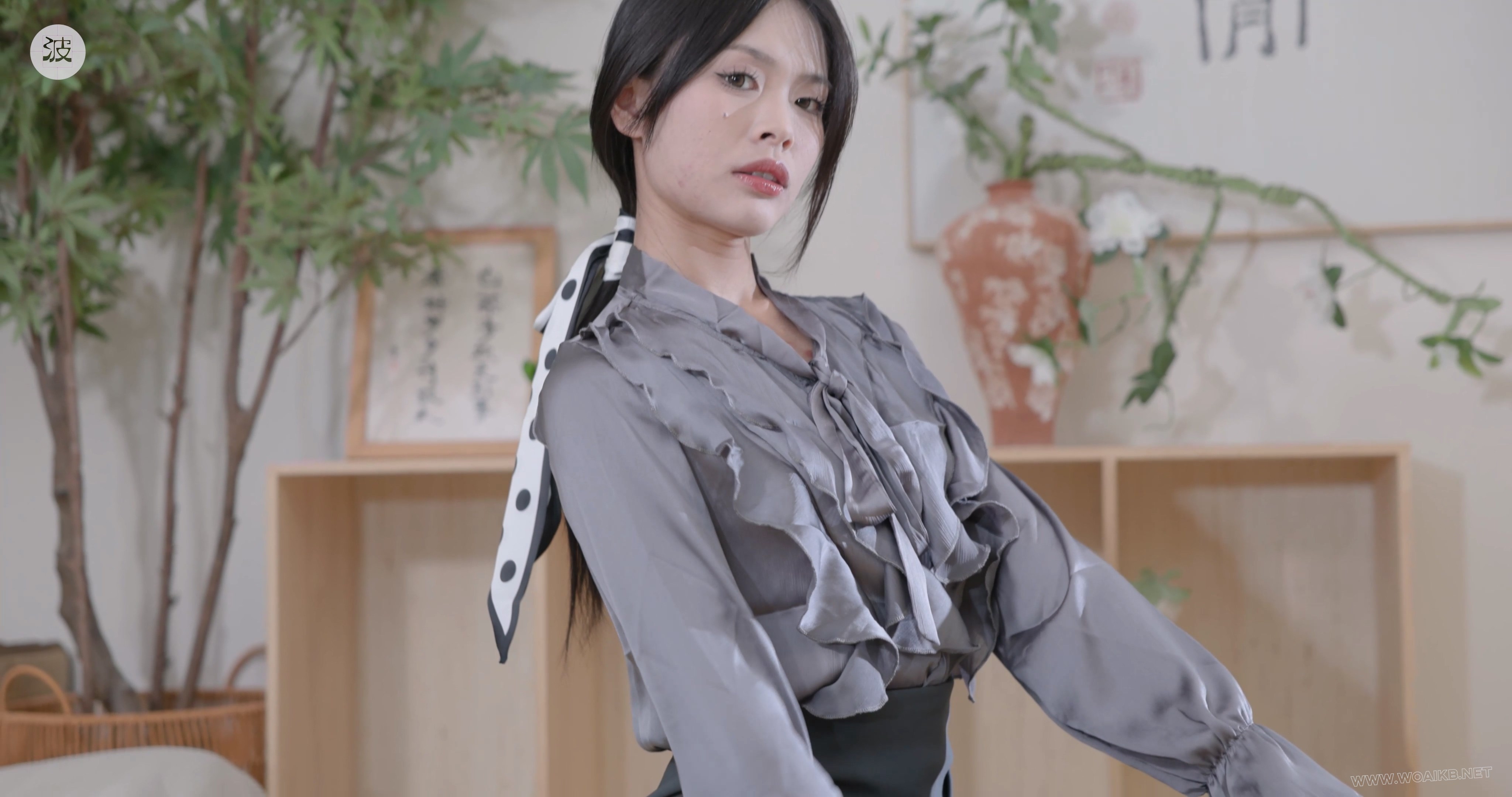 绑架女同事口球M腿震动强高 预览图