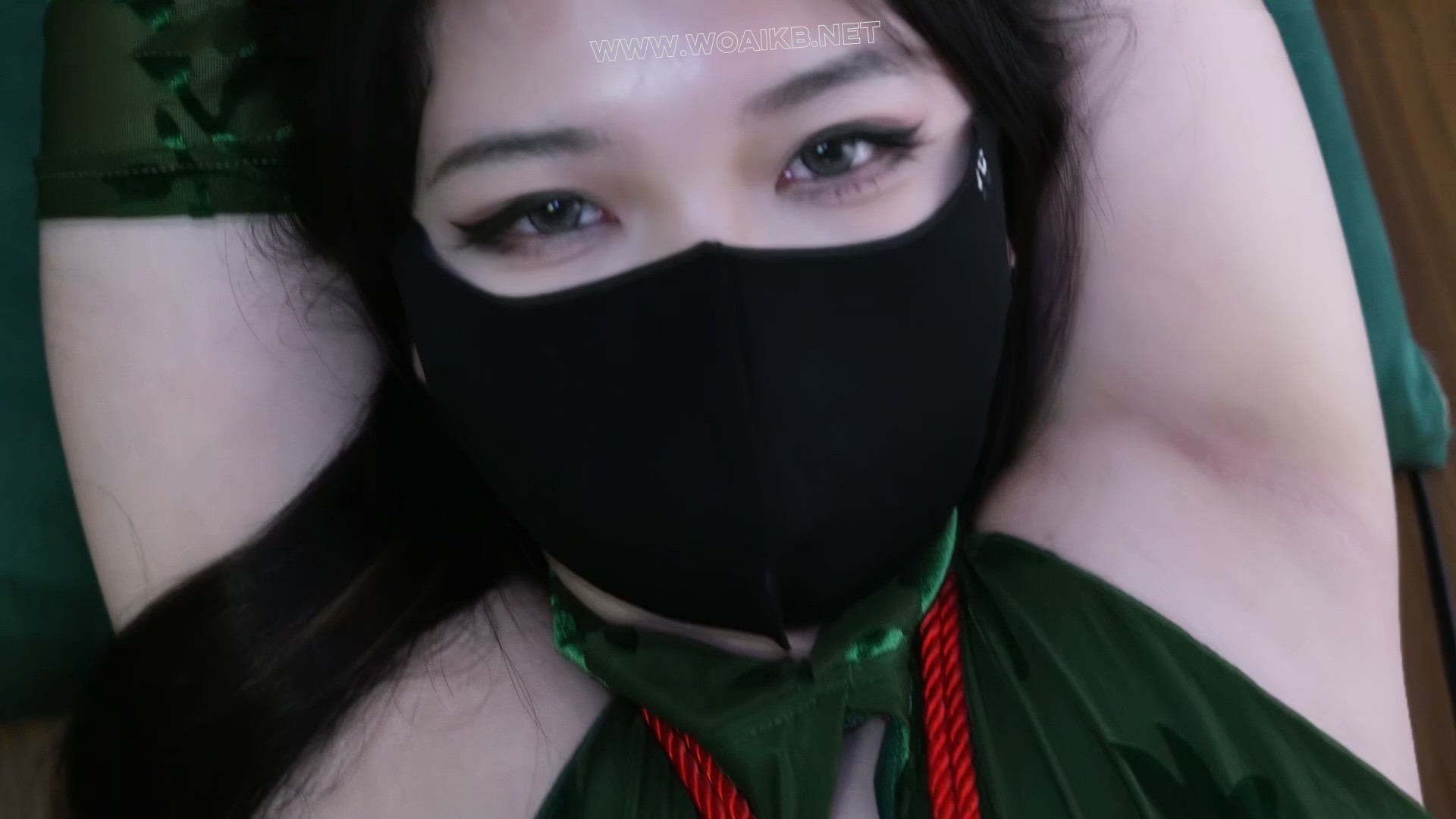 团子翠旗袍红绳紧缚调教 黑丝御姐高跟 乱缚包粽子 大字固定饭桌放置 裙围蒙眼 挠脚 预览图