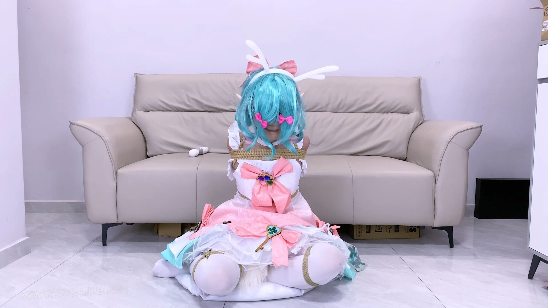 《少女情劫》 第十三集-瑶-时之祈愿cos+k9捆法+撅屁股+全程尾巴+棒棒刺激+欧式直臂 预览图