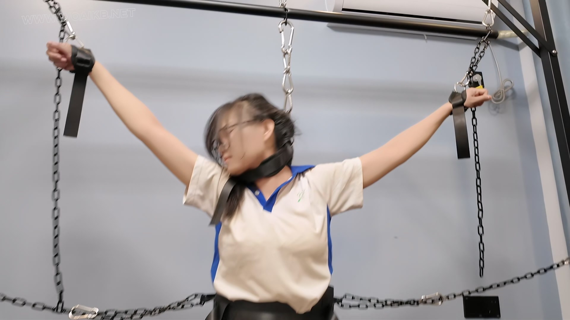 再次惩罚小遥 预览图