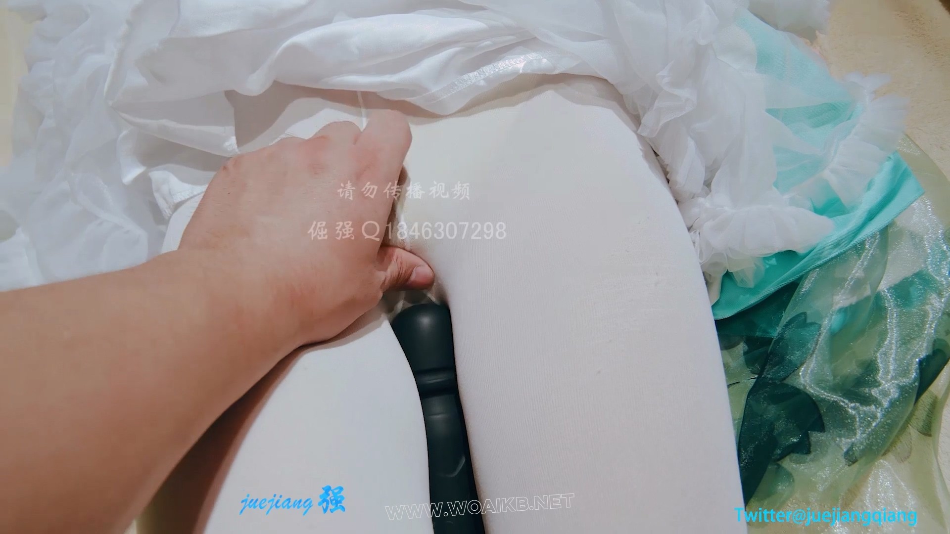 小琦cos单腿吊缚震震定拍 预览图