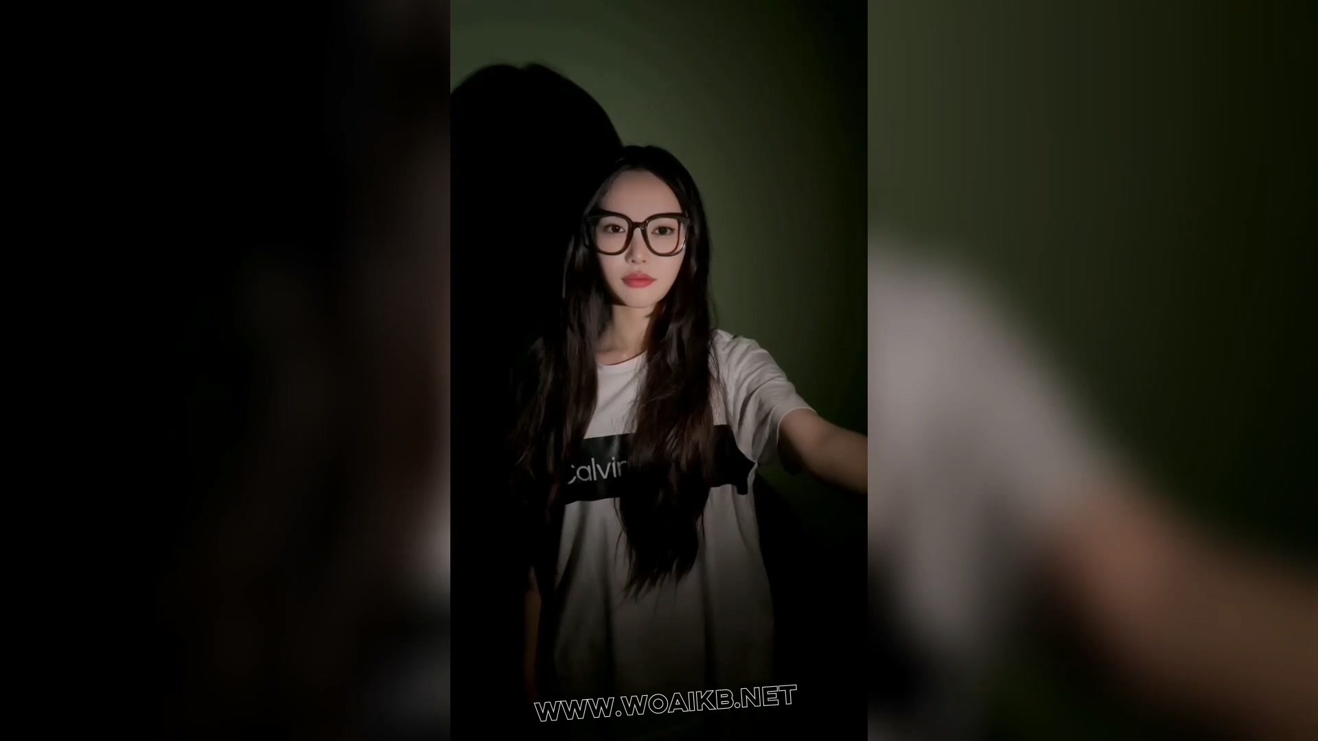 【小奶猫】【我的AI玩偶】【变身兔女郎】【极品女神的倔强黑丝与身材很配】韩系玩 封面图