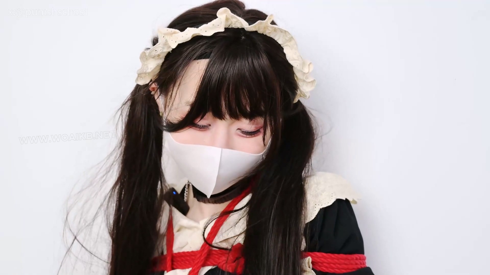 调教上门女仆（上） 双马尾萝莉 女仆 吊带袜 白丝 红绳捆绑 捆绑放置 强制爱抚 强 预览图