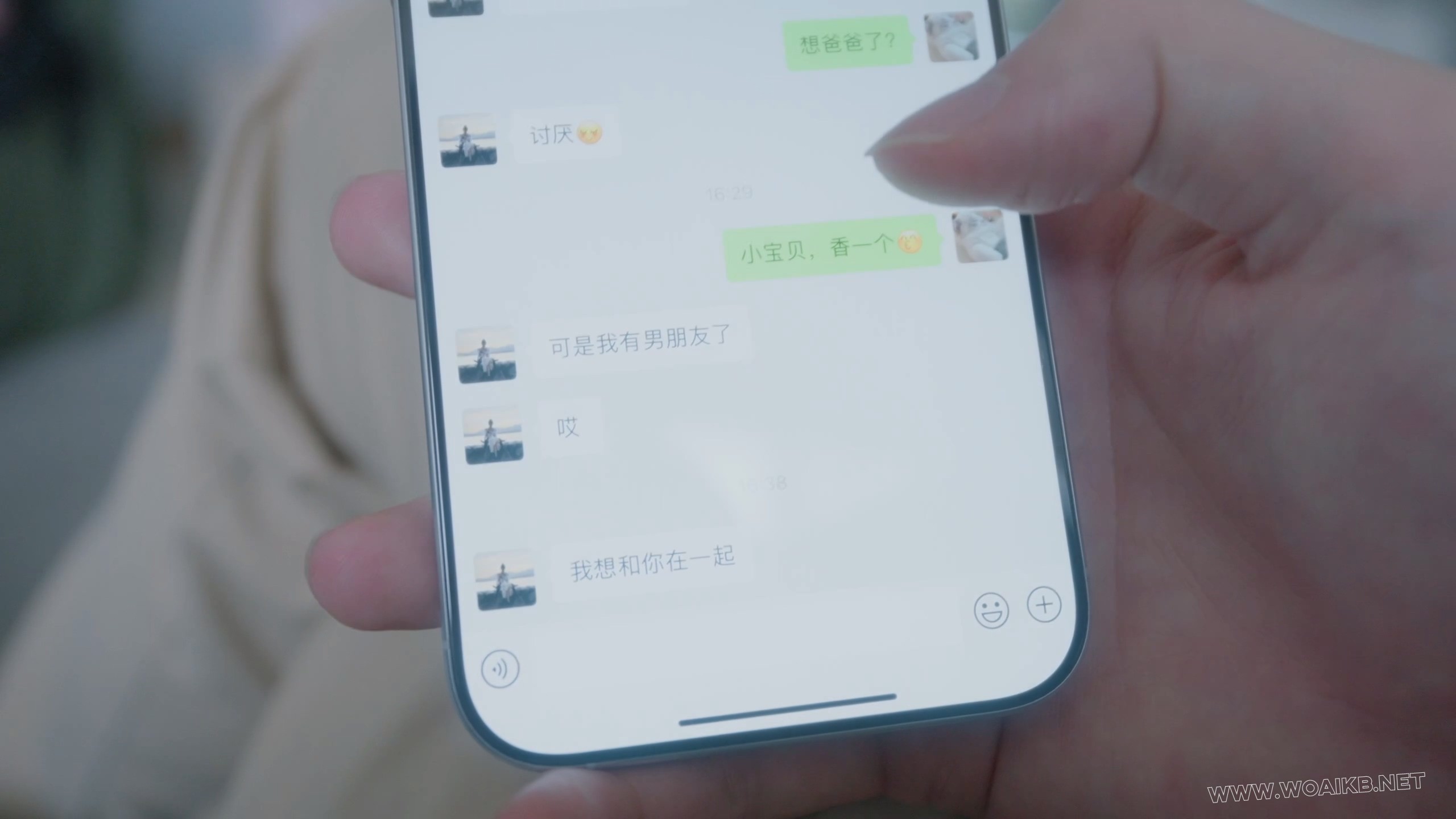 《狩猎日记之出轨女》女生勾引我而她却有男友，我很气愤，约她上门，直接捂晕，紧 预览图