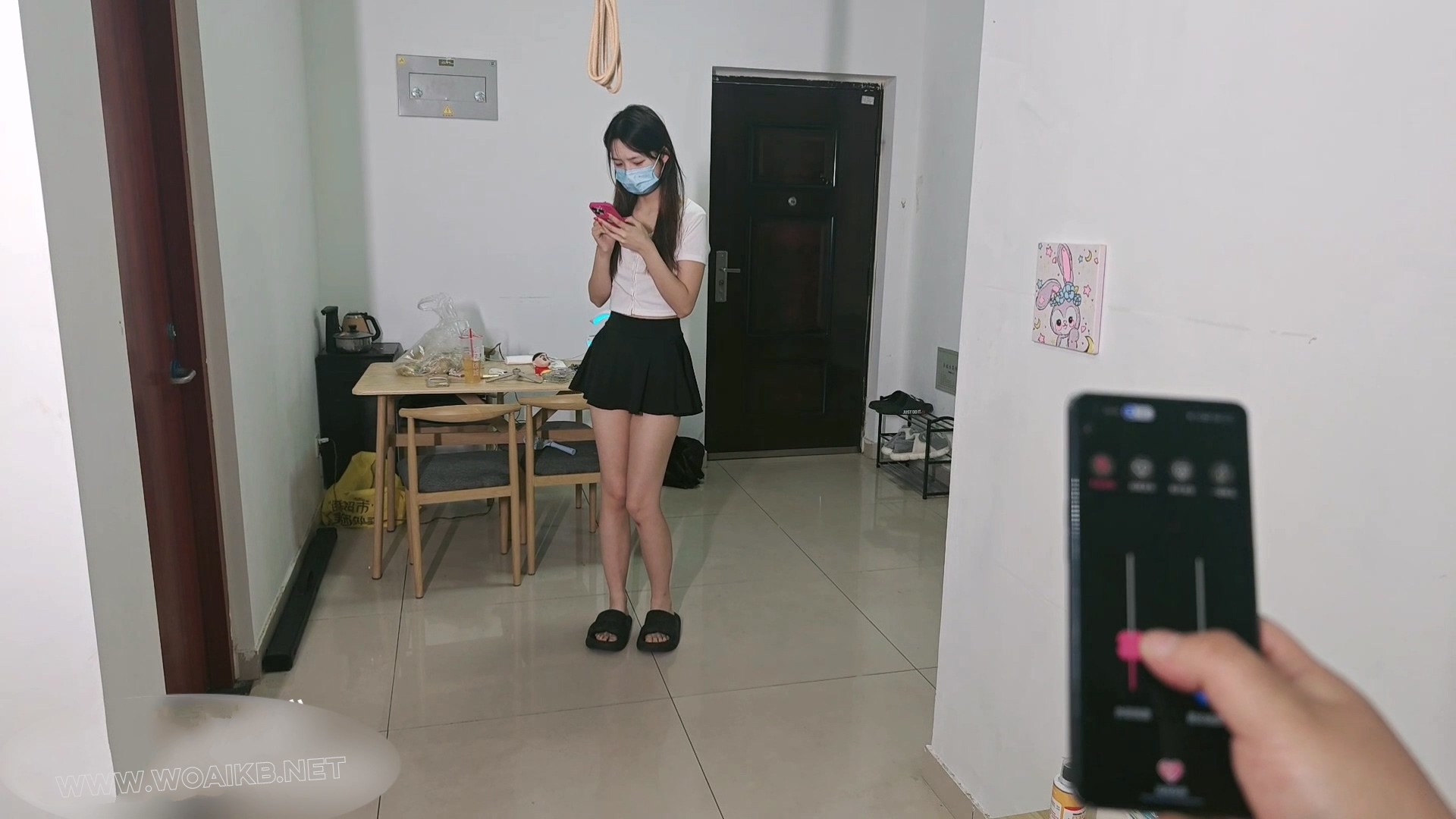 模特桃桃 直臂捆绑 强行跪姿 远程震动+远程吮吸 强高 封面图