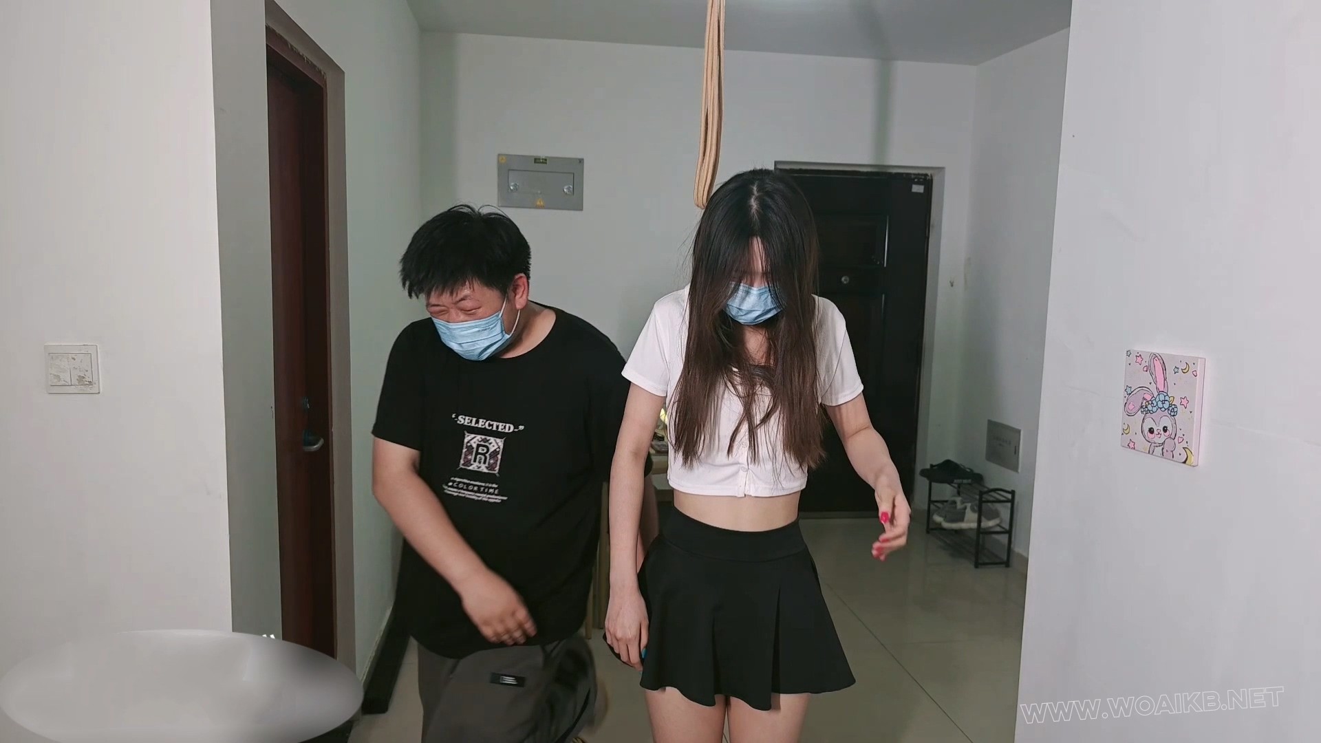 模特桃桃 直臂捆绑 强行跪姿 远程震动+远程吮吸 强高 预览图