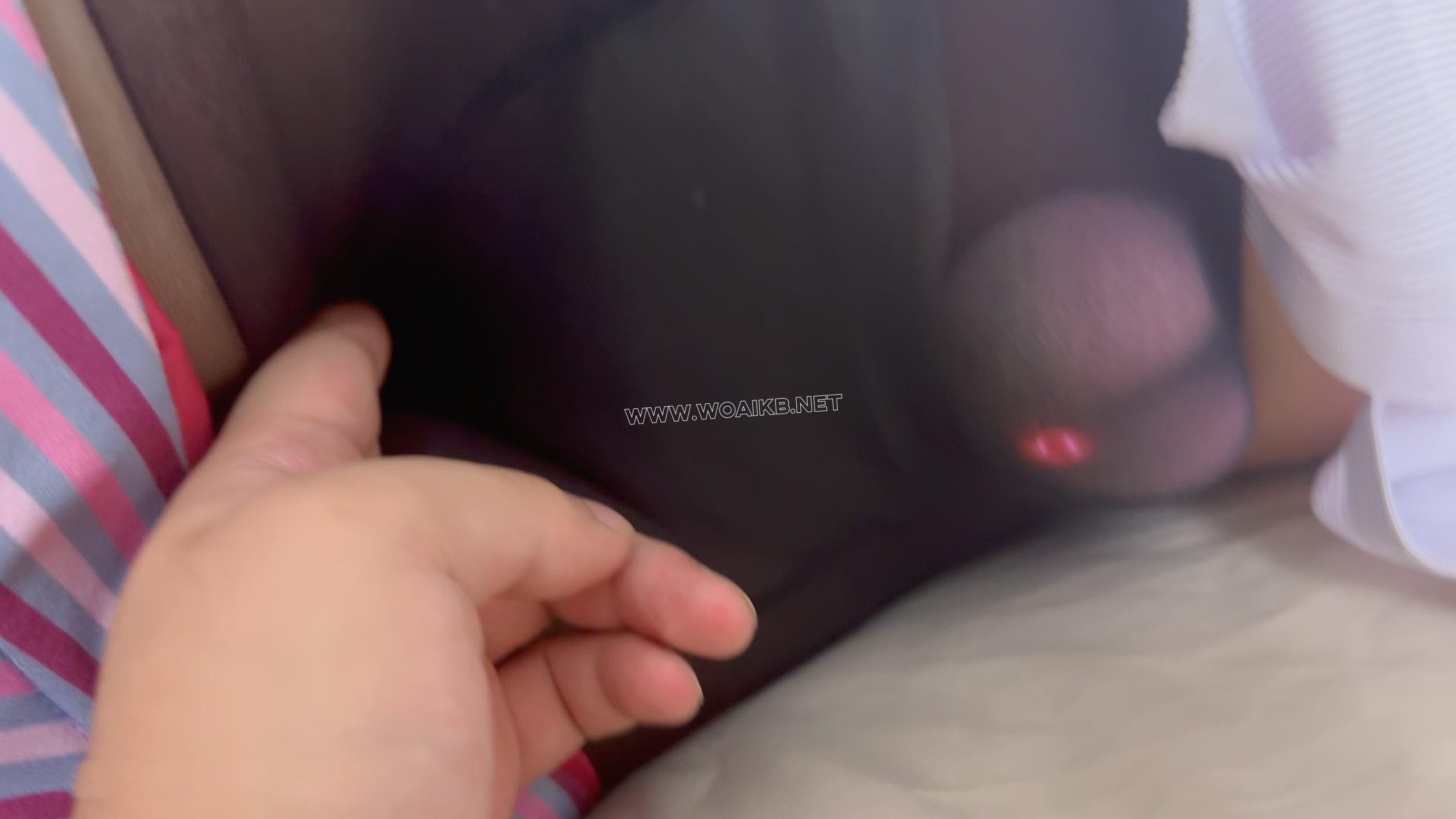 抓到一个空姐（如何惩罚呢？） 预览图