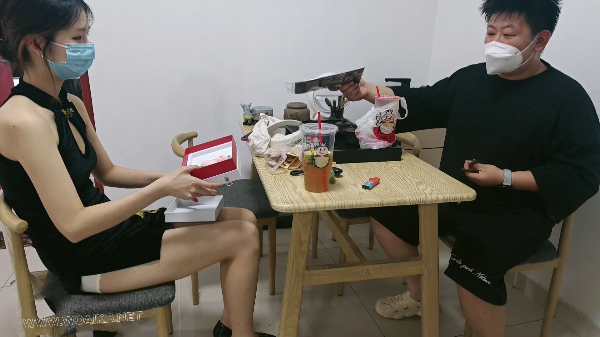 模特桃桃 剧情 《面试风波》(强行站立+强高n次+真空+腿软+后面有彩蛋) 预览图