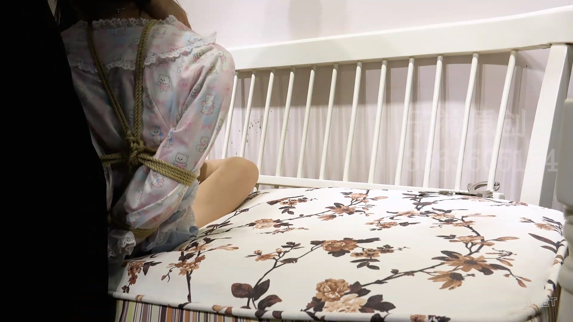 朵朵 直臂驷马口球 TK挠脚 反应太大了 预览图