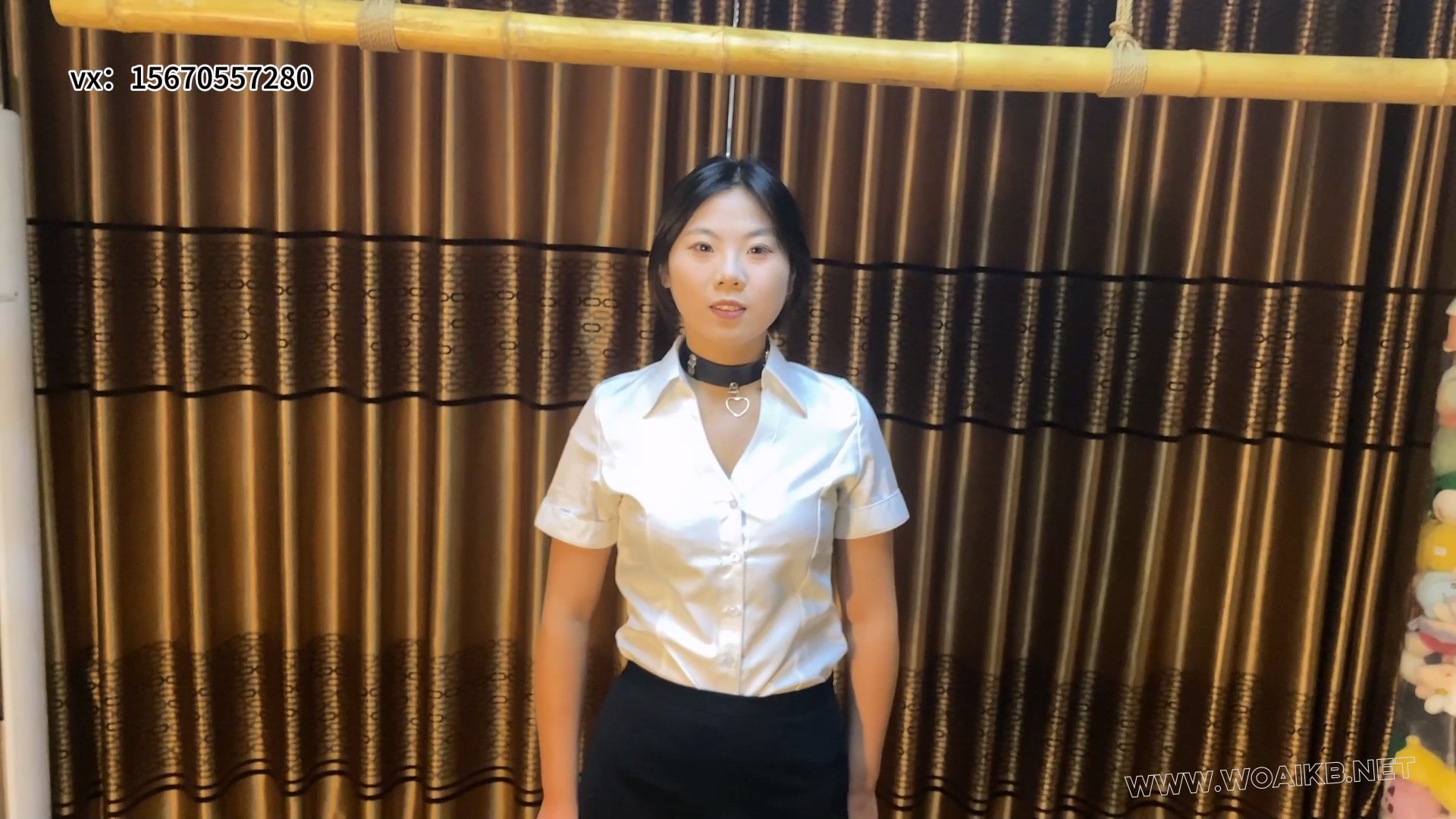 真实女教师夏可暑假在工作室做小狗。 预览图