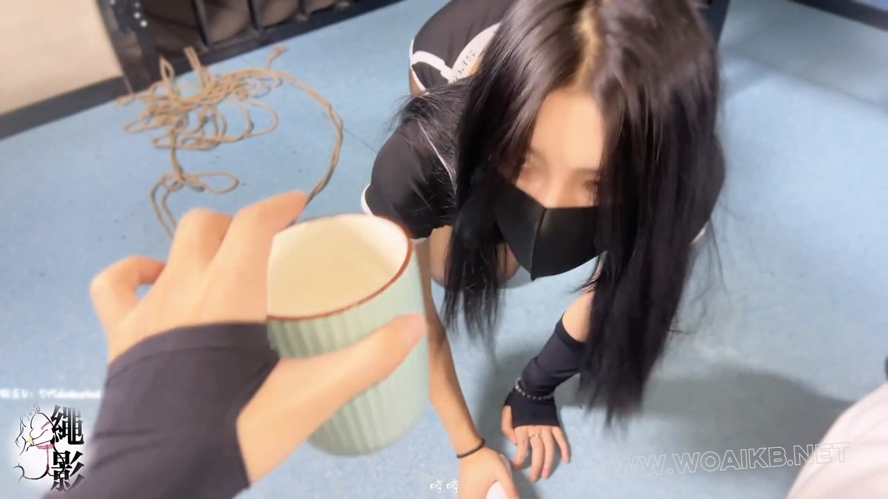 美女卧底，潜伏色诱制药公司经理（下集） 预览图