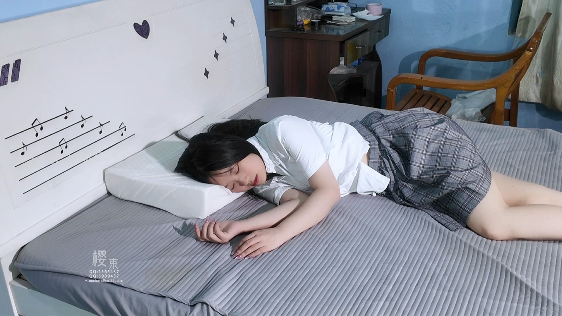 父债女偿当面换衣胶带乳贴固定跳D棒棒羞辱强G！直臂驷马狂挠脚心折磨！ 《替父还债… 封面图
