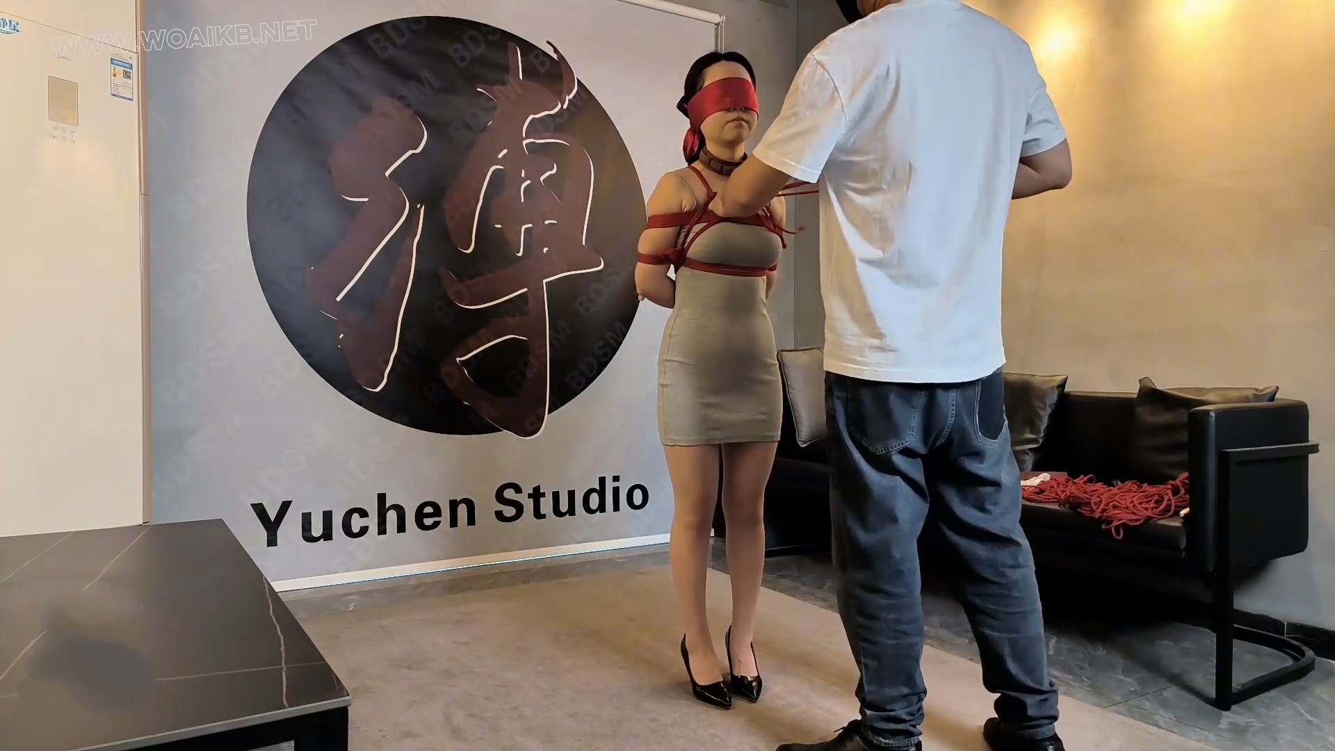调教罢工小助理 第二部 齐逼裙 黑高跟 吊缚玩弄 强高虐阴 内内尽湿 驷马放置 快乐 预览图