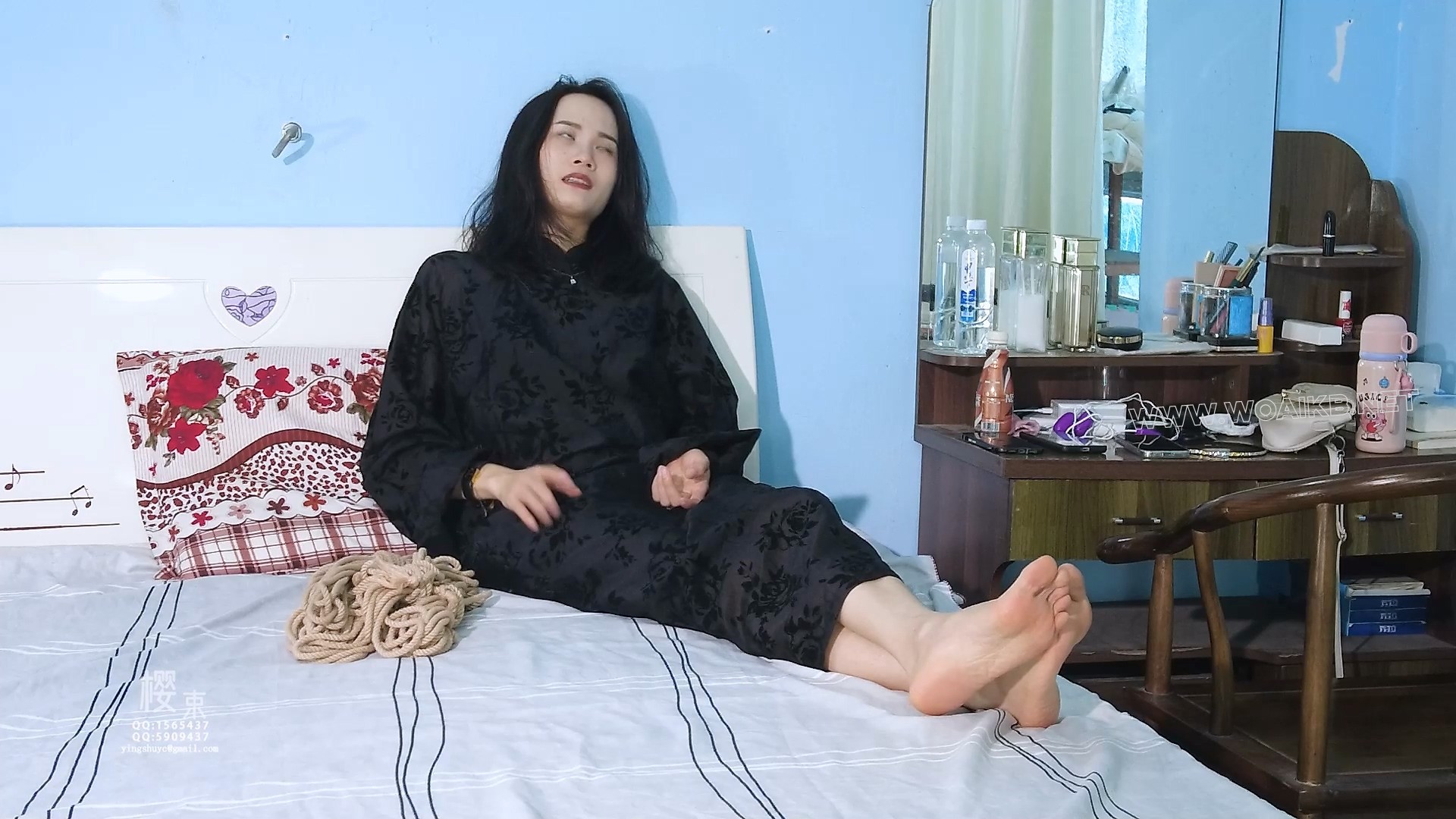 按摩小姐上门被套路驷马捆绑狂挠脚心SP屁屁！棒棒羞耻强G！口球口水拉丝！ 《套路 封面图