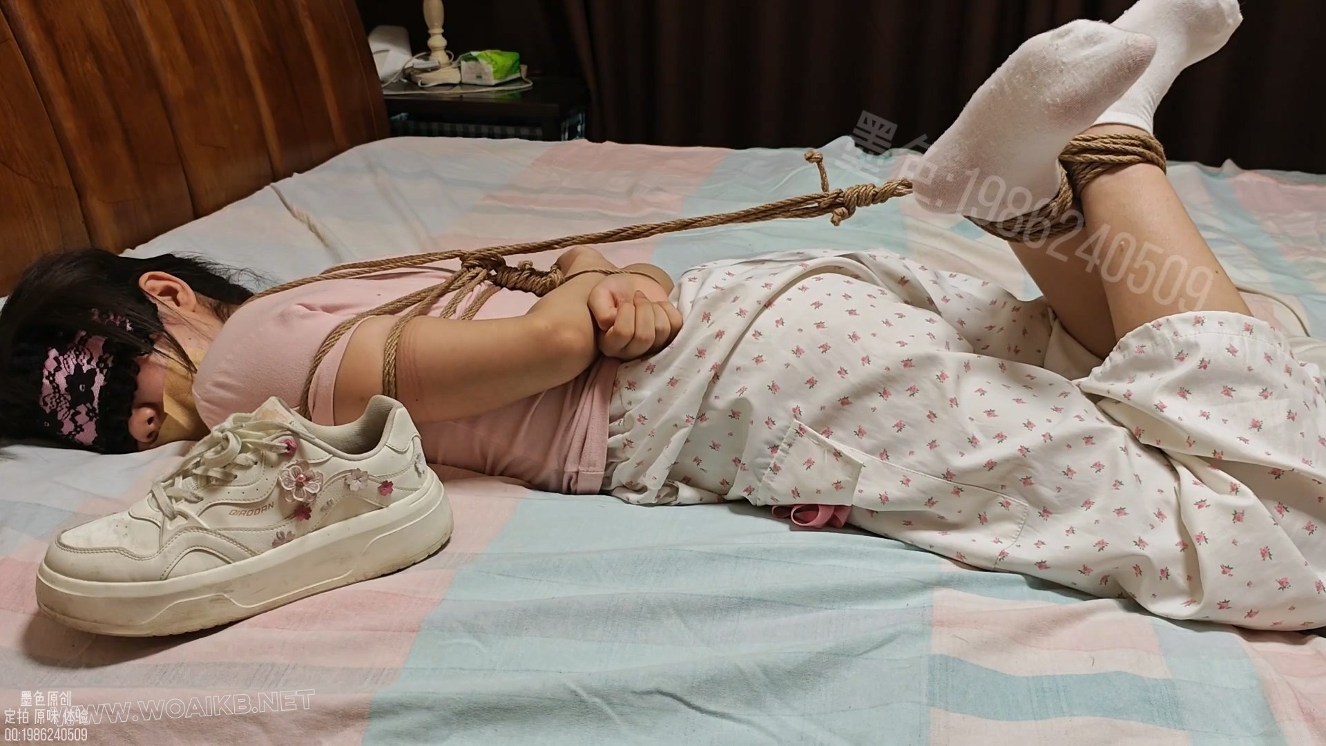 18岁少女的第一次tk震动强高+闻鞋 预览图
