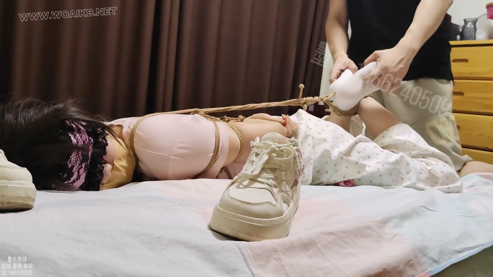 18岁少女的第一次tk震动强高+闻鞋 预览图
