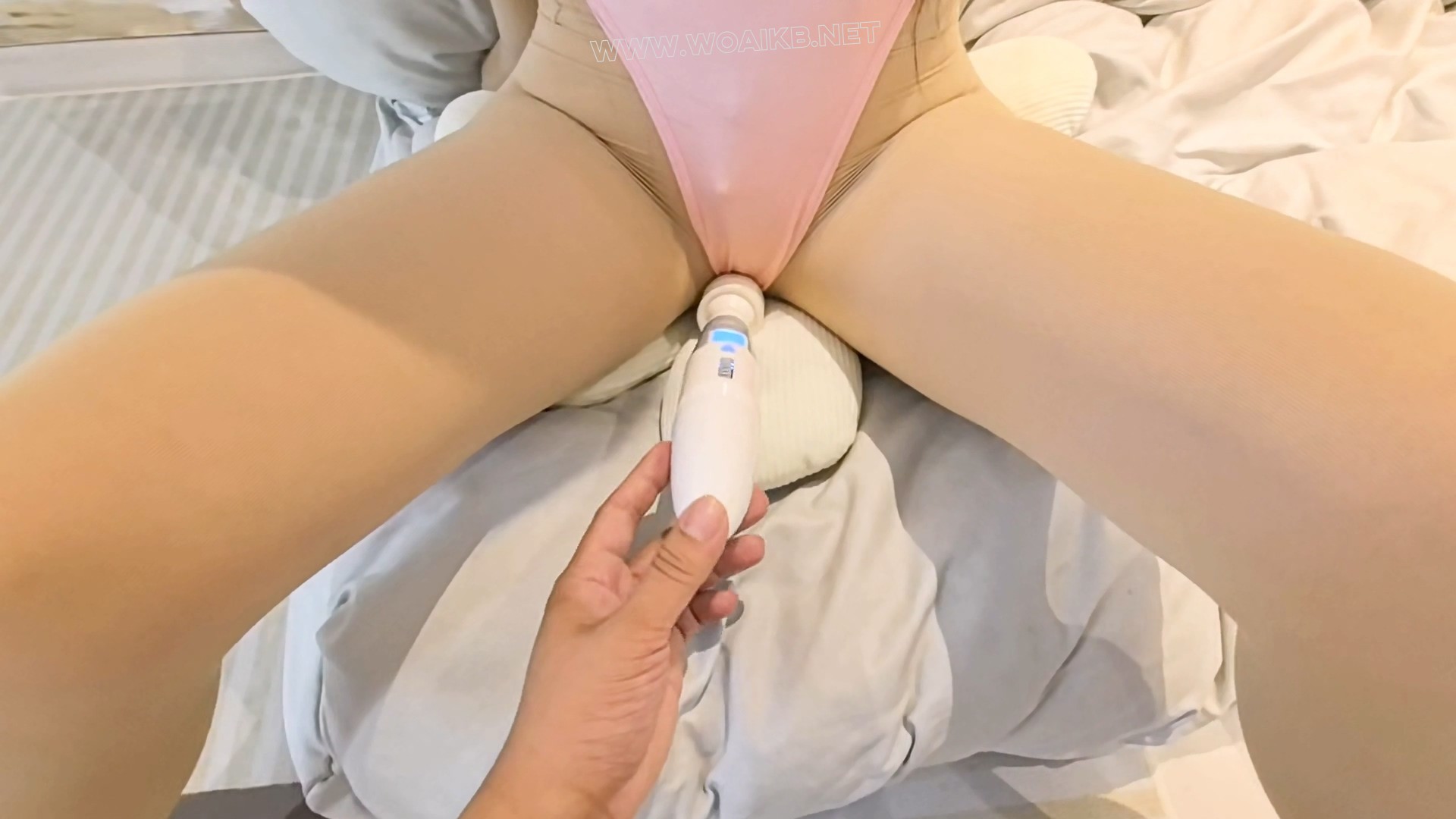 【她们的故事】姐妹互相伤害 一个比一个调皮 TJ一个另一个就在旁边捣蛋 姐姐控制妹 预览图