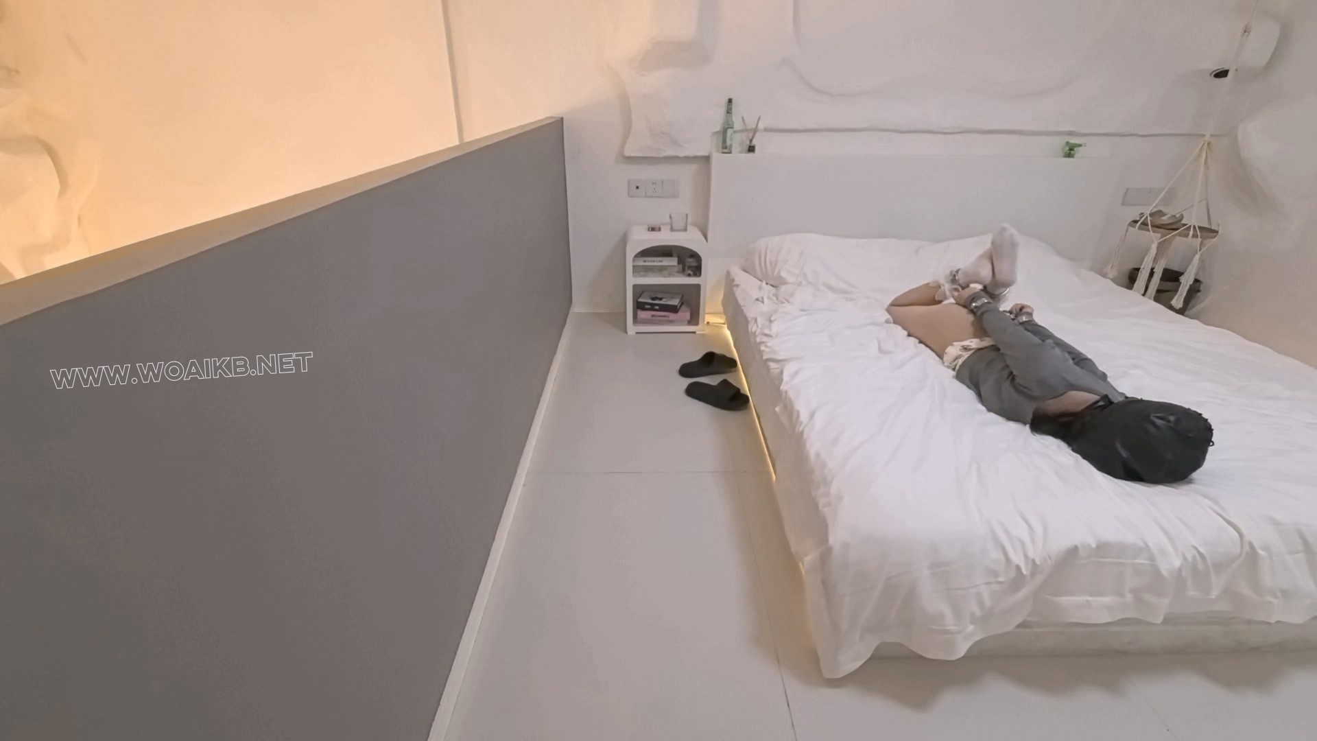 【她们的故事】姐妹互相伤害 一个比一个调皮 TJ一个另一个就在旁边捣蛋 姐姐控制妹 预览图