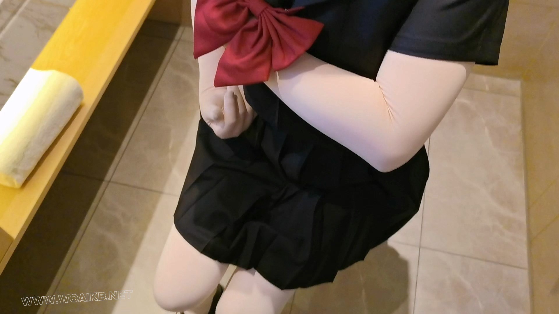 JK兔兔第一次尝试被gc -kiguumi、zentai、JK制服 预览图