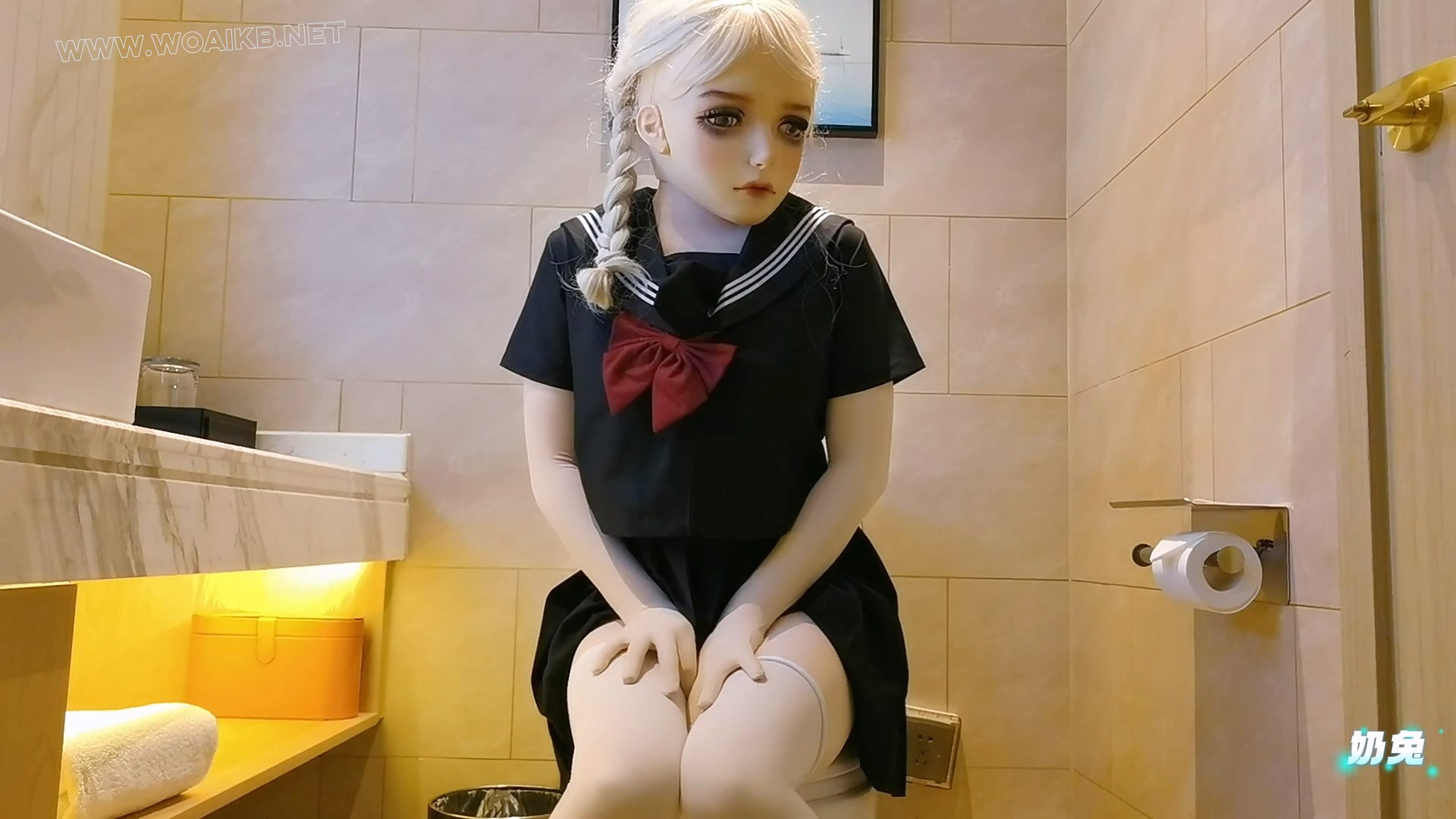 JK兔兔第一次尝试被gc -kiguumi、zentai、JK制服 预览图
