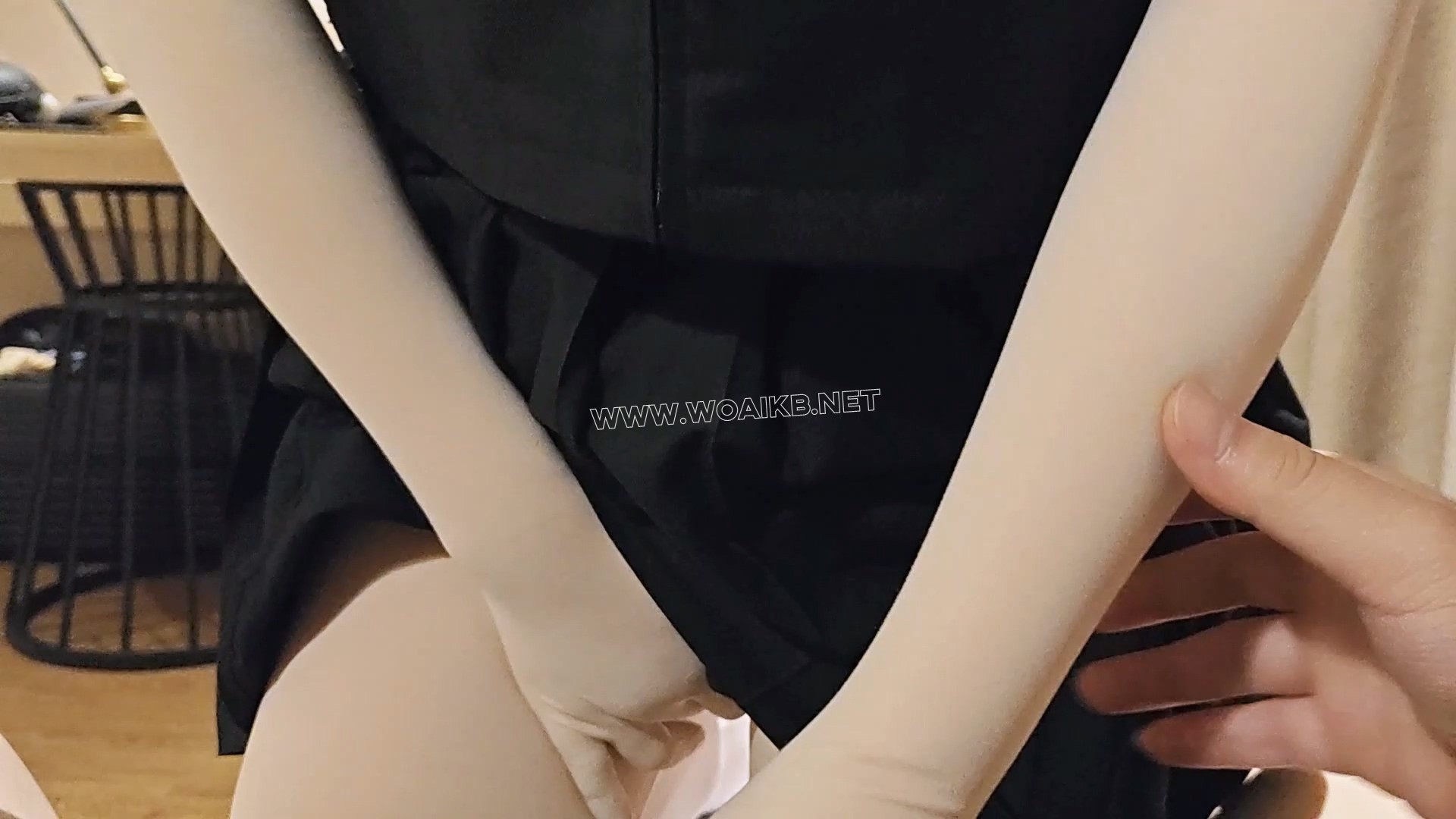 JK兔兔第一次尝试被gc -kiguumi、zentai、JK制服 预览图