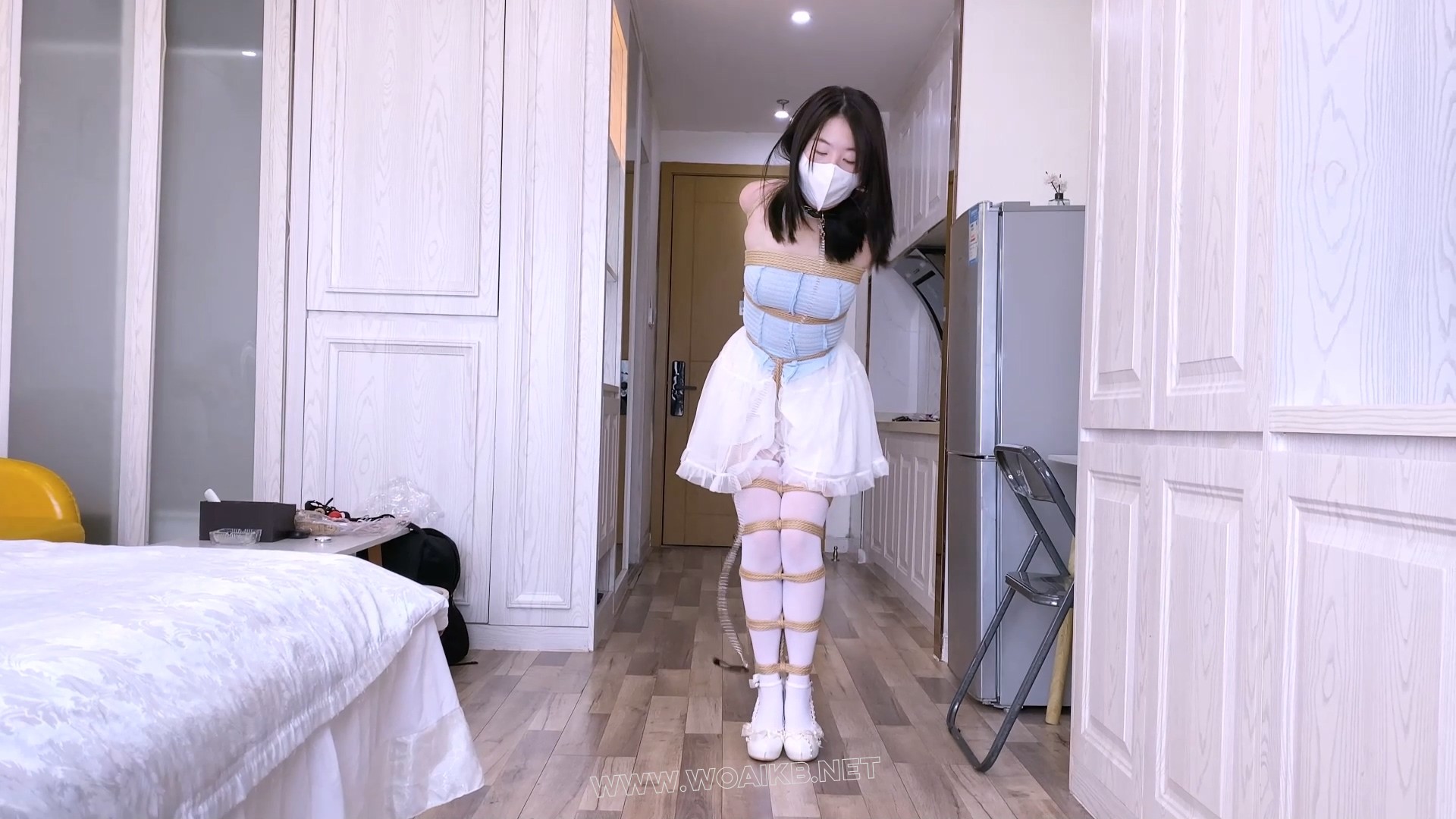 《驯服之路》-第四集-裹胸网纱裙被超紧螃蟹直臂+胸缚+股绳+严密超紧多节并腿捆蛇缚 预览图