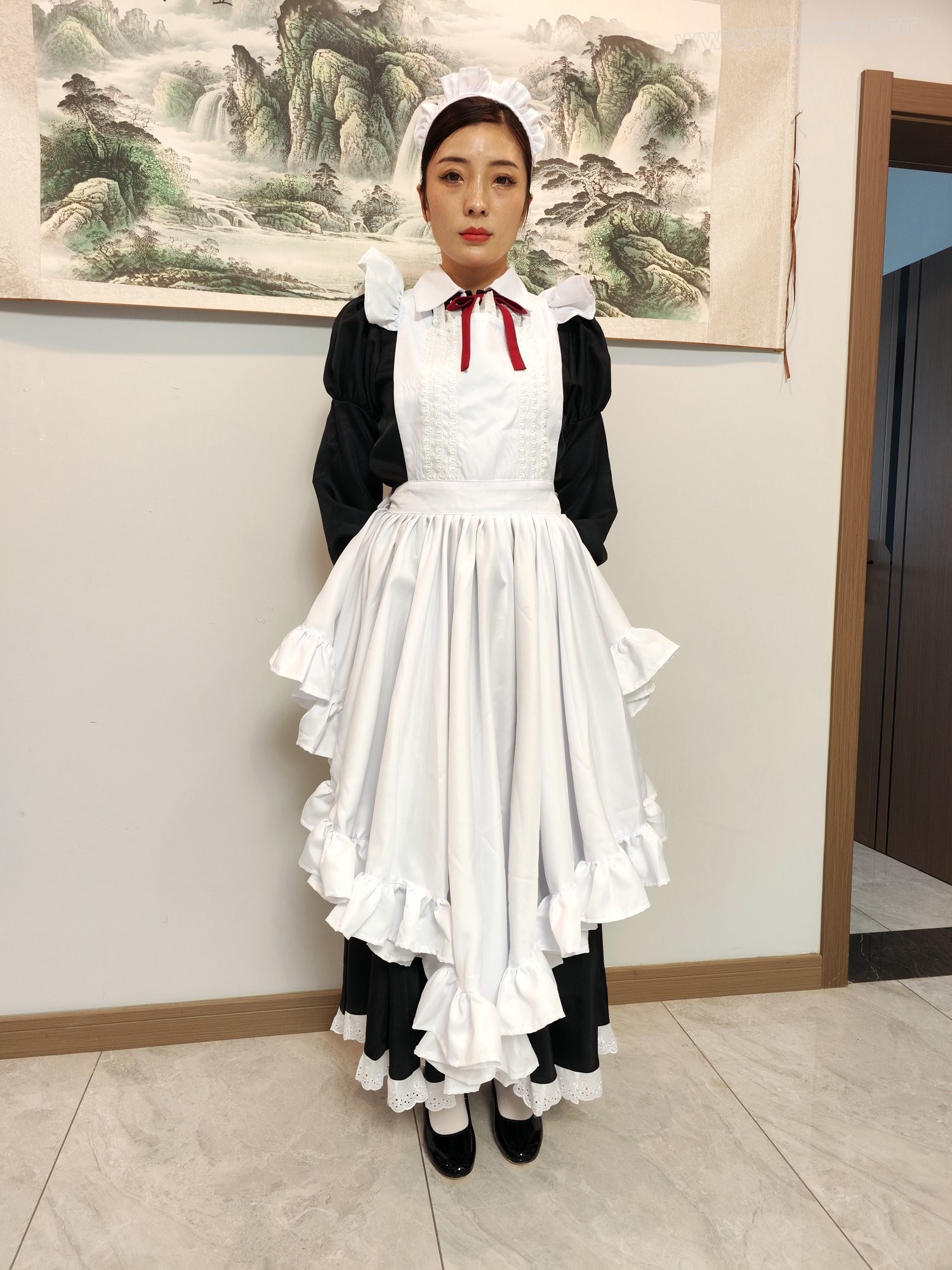 定拍佳佳-绑架人妻之白丝女仆 第二集上 封面图