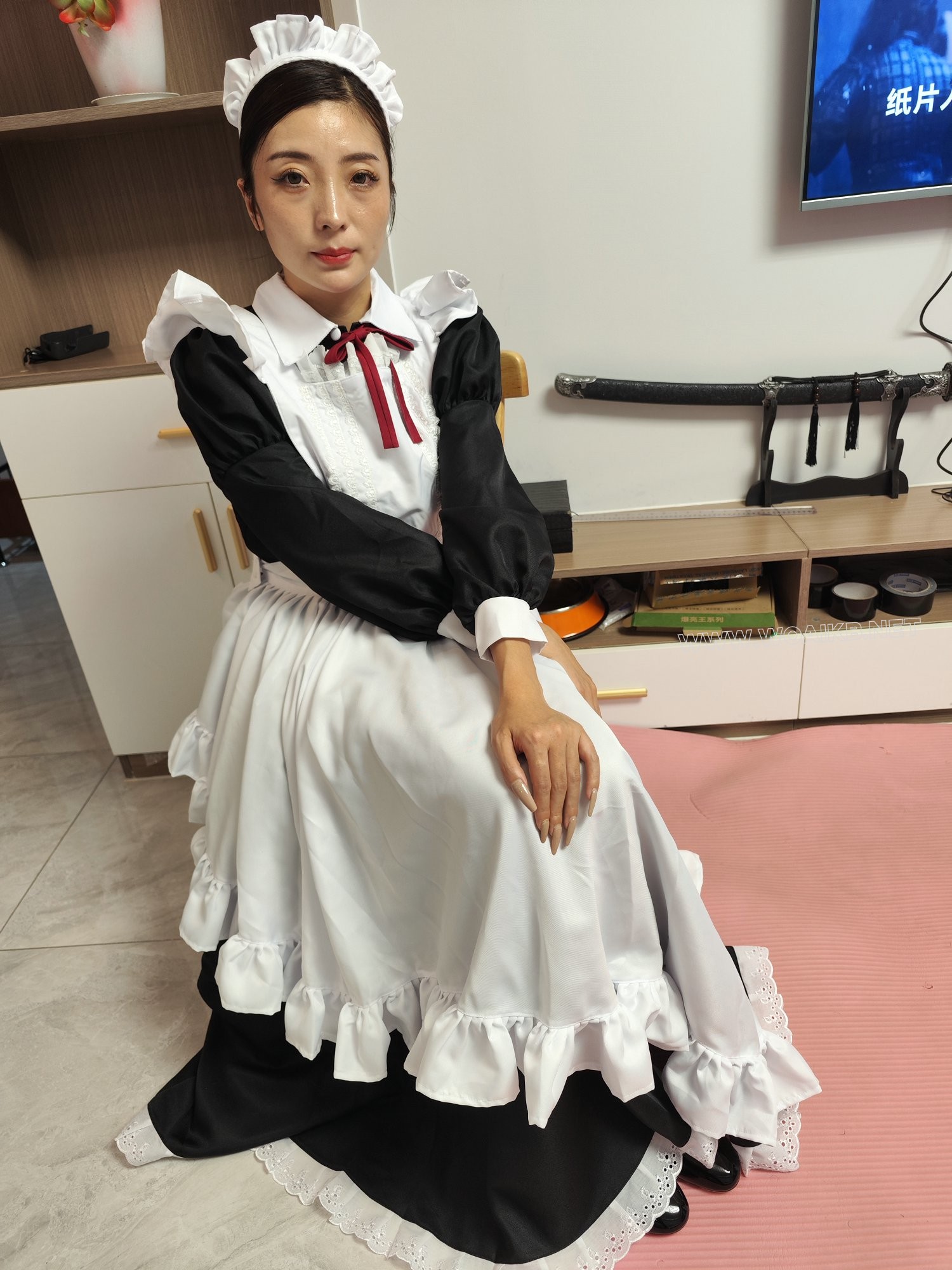 定拍佳佳-绑架人妻之白丝女仆 第二集上 预览图