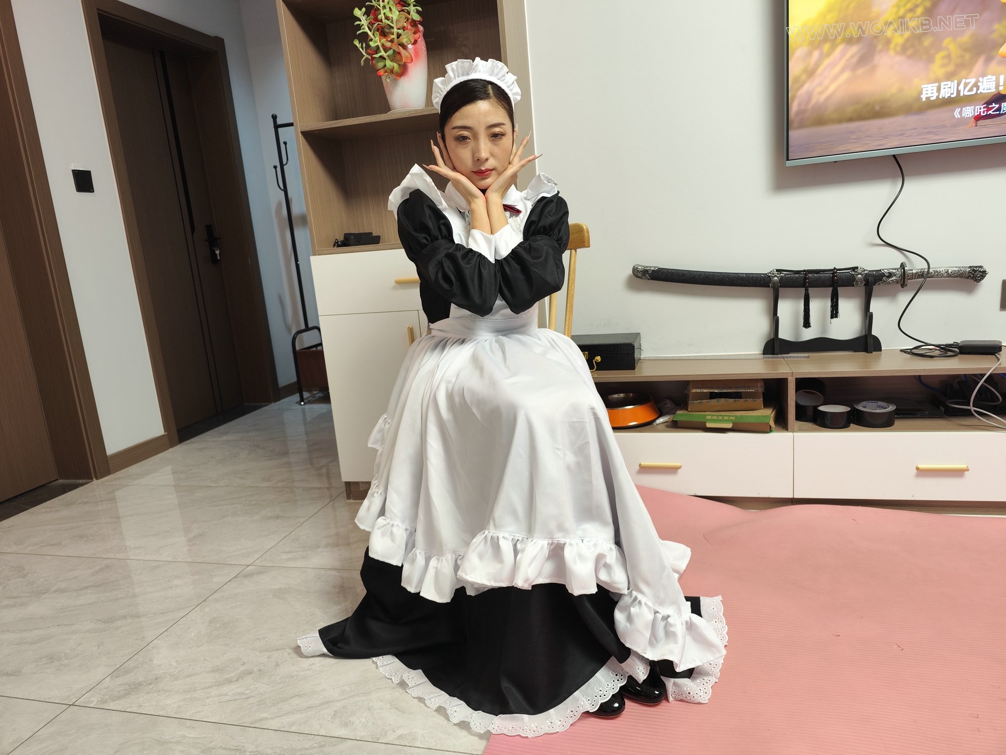 定拍佳佳-绑架人妻之白丝女仆 第二集上 预览图