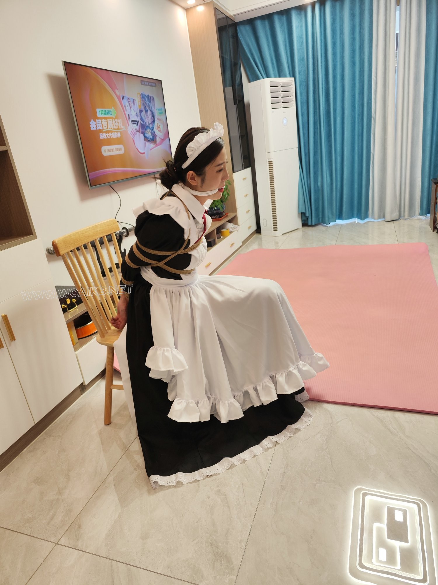 定拍佳佳-绑架人妻之白丝女仆 第二集上 预览图