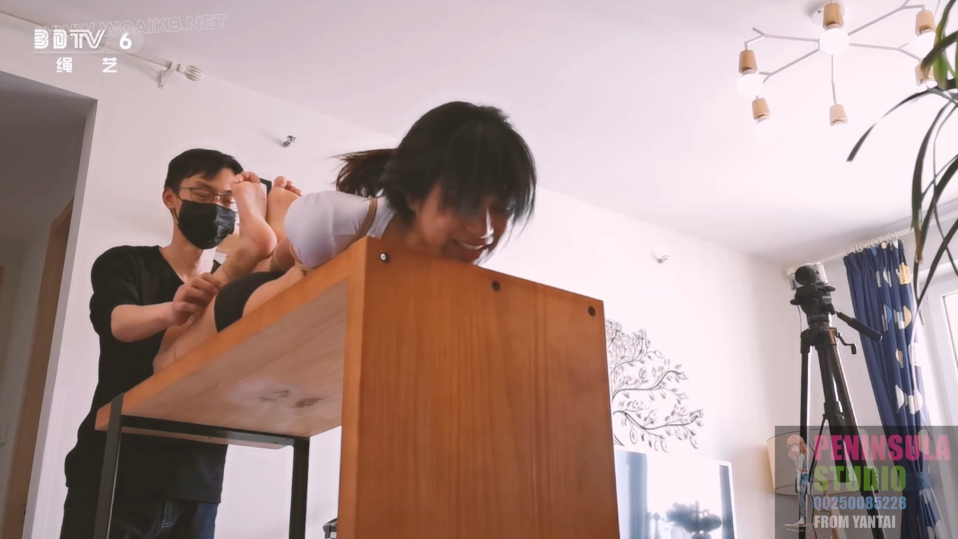 【虞瑾儿】 哺乳期妈妈虞瑾儿溢奶真空上阵，T恤被湿润 预览图