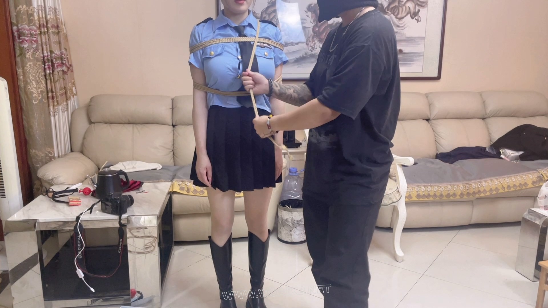 精彩制服剧情 长靴御姐女井安慈被诱骗绑架陷落 折磨 预览图