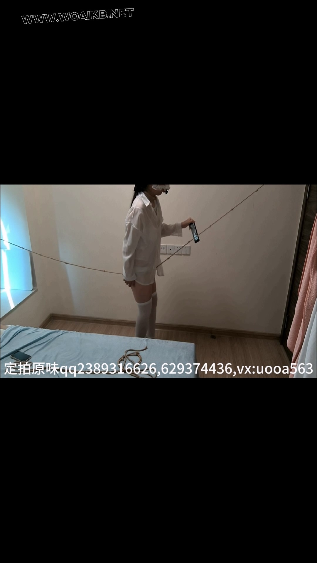 定拍户外《挑战极限丝袜堵嘴勒嘴胶带+情趣内衣裤透视装12cm超高跟鞋外出＋丝袜蒙眼 预览图