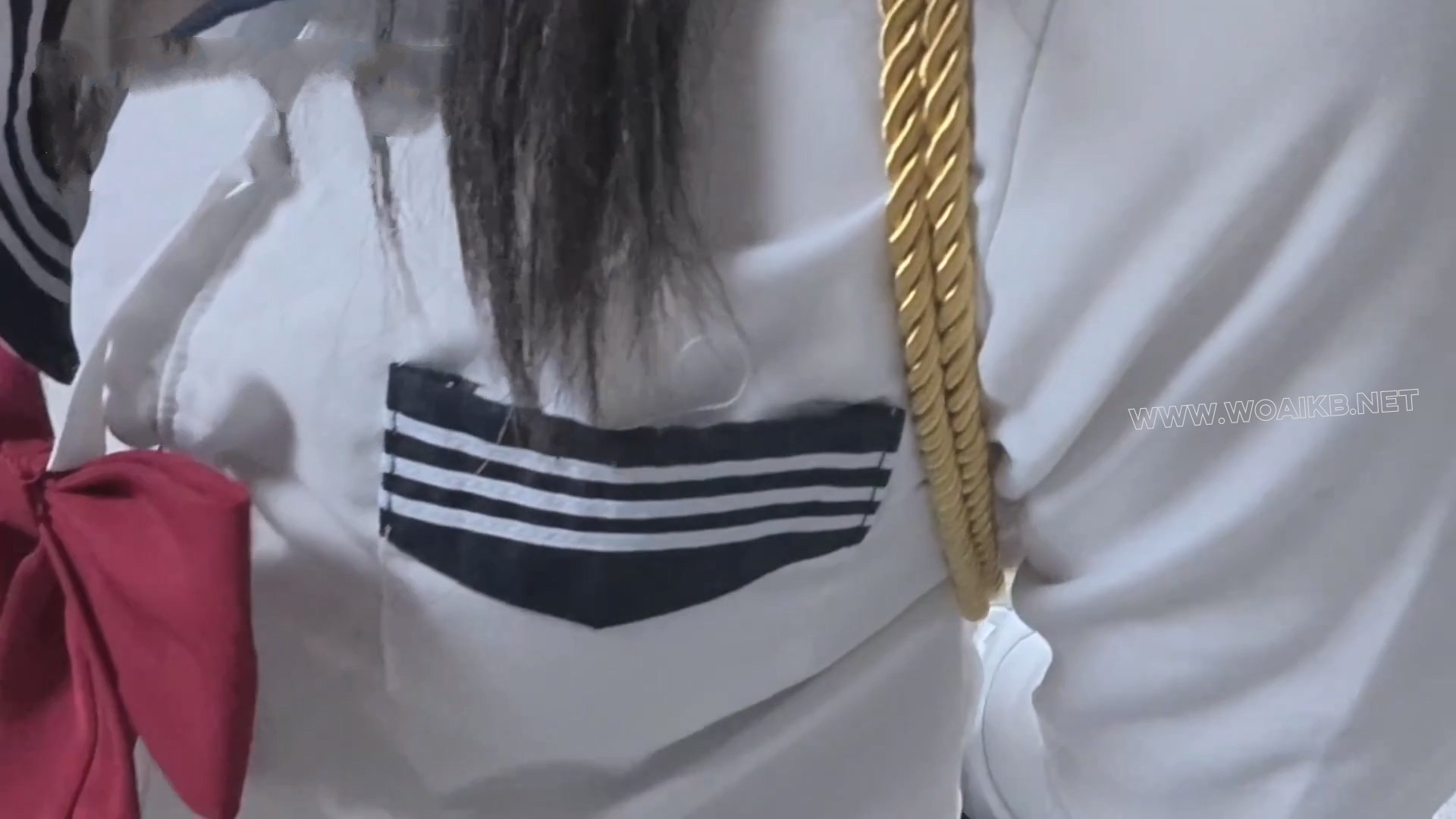 可爱jk萌妹贝贝在特殊时期，身体愈发燥热，躲在秘密基地里面偷偷的开心，这一幕被 预览图