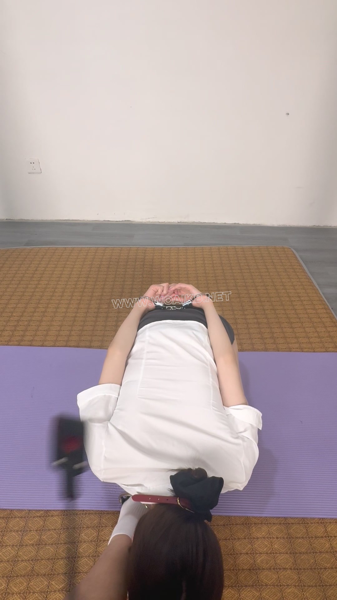 第三十四部 《OL下班背着男友找主人约调 》 预览图