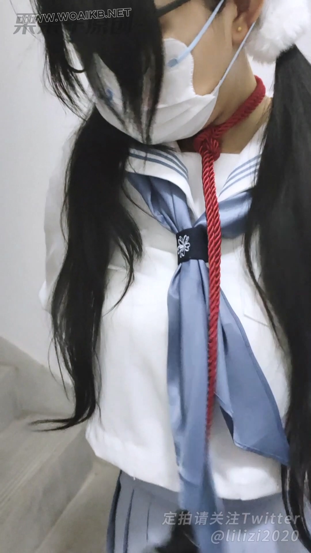 《沦为玩具的双马尾小M 04》 龟甲缚、快乐蛋调教、户外调教、楼梯间强高、楼梯间失 预览图