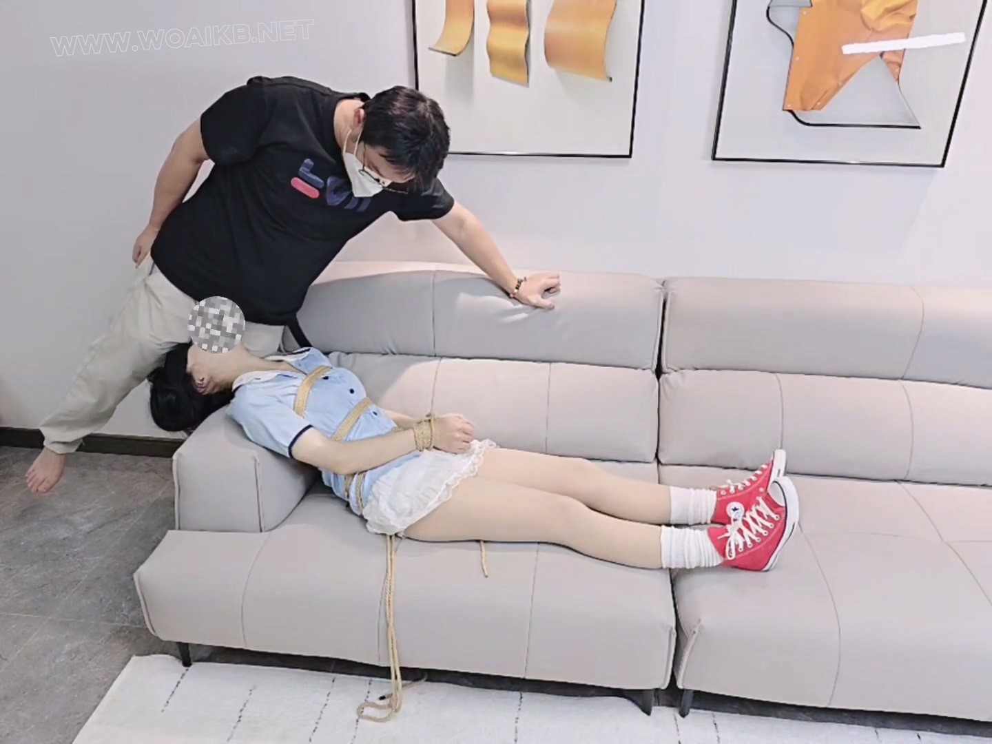 阳光女孩的世界末日 预览图