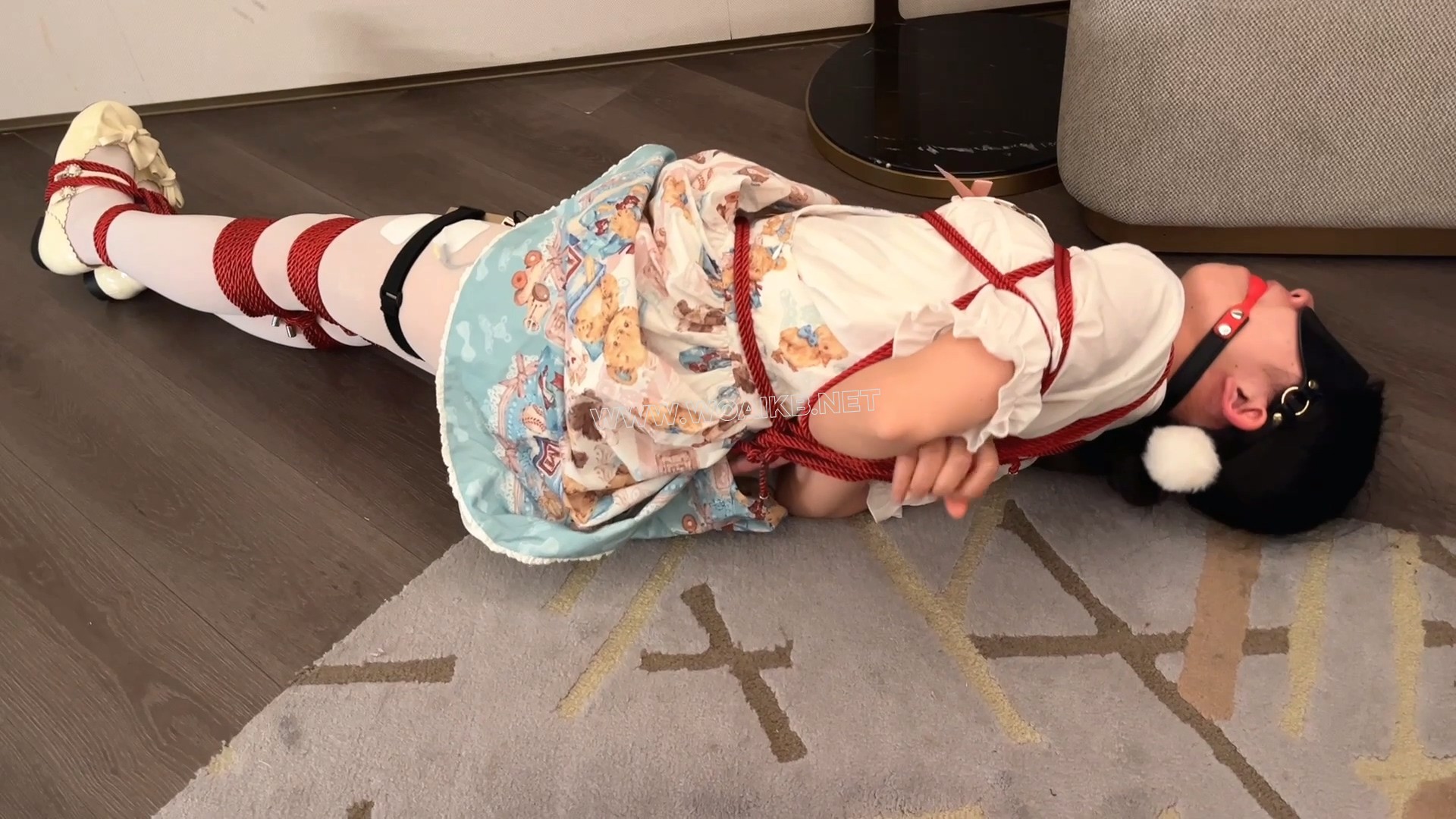 【盒子里的少女】黑丝JK、白丝Lolita、郊狼电击 预览图