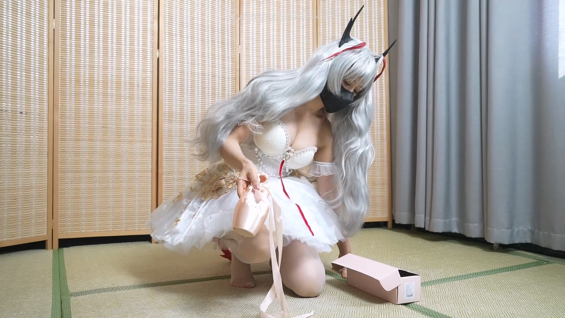 小0-cos明日方舟w芭蕾服，绝美！ 封面图