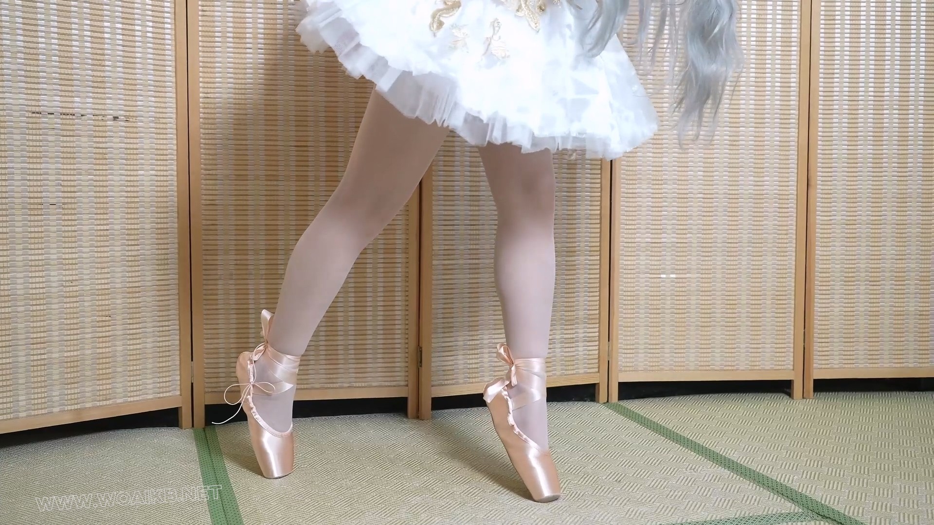 小0-cos明日方舟w芭蕾服，绝美！ 预览图