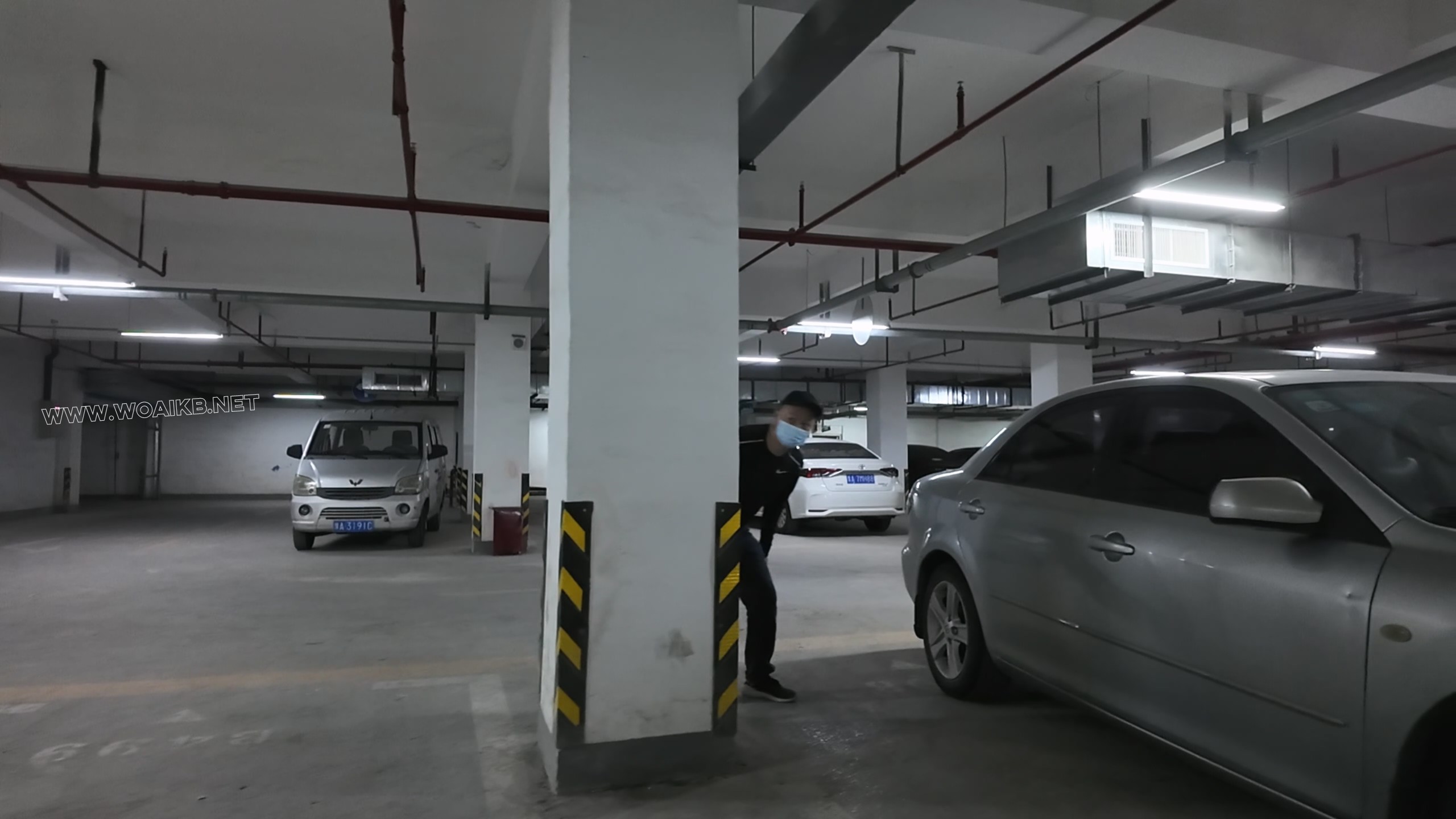 空姐惊魂 制服空姐十一地下车库遭劫 惊心追逐+惨遭贩卖 预览图
