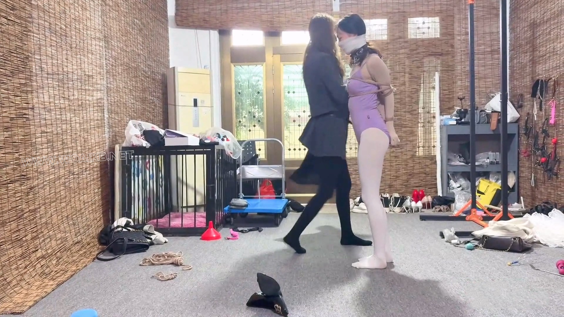 舞蹈女孩被强迫室外-前震后R-贞C锁 预览图