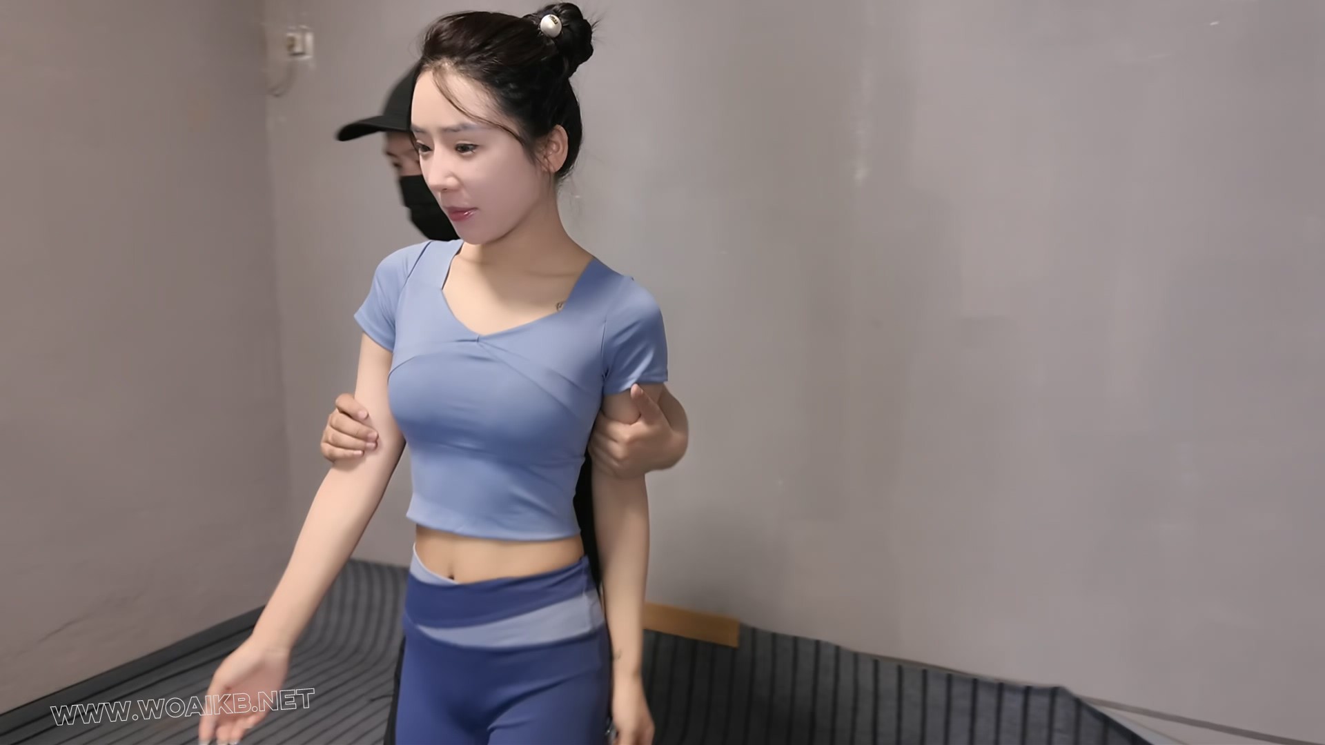 瑜伽教练遇险记二1 封面图