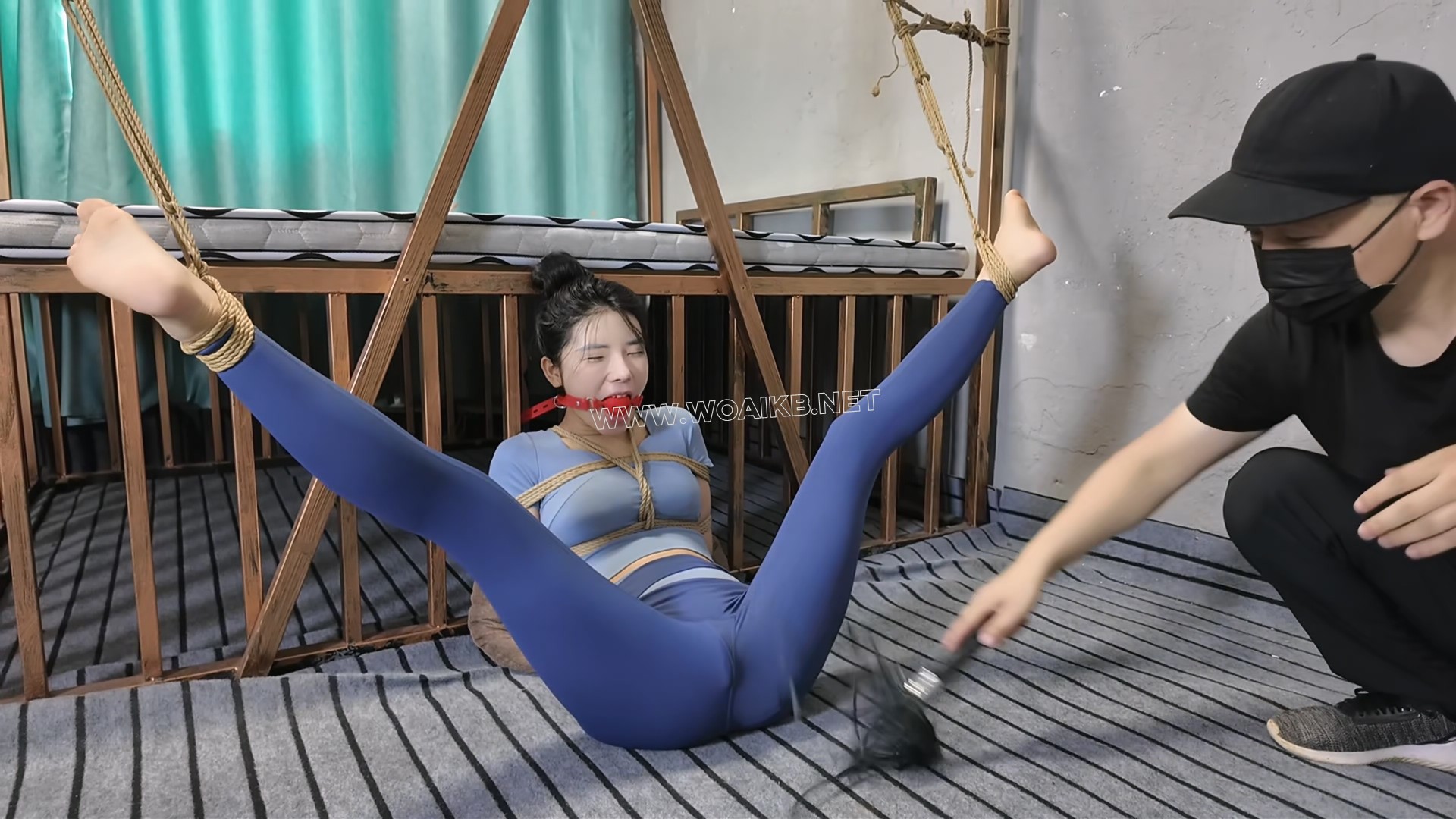 瑜伽教练遇险记二中集 封面图
