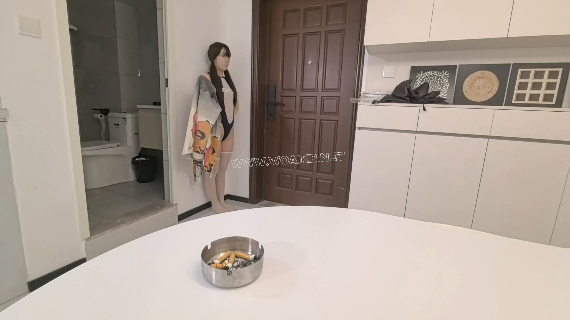 丝袜全包母狗奴性训练 .狗尾走起路来可以表达情绪 物件化家具放置训练 牵引 预览图