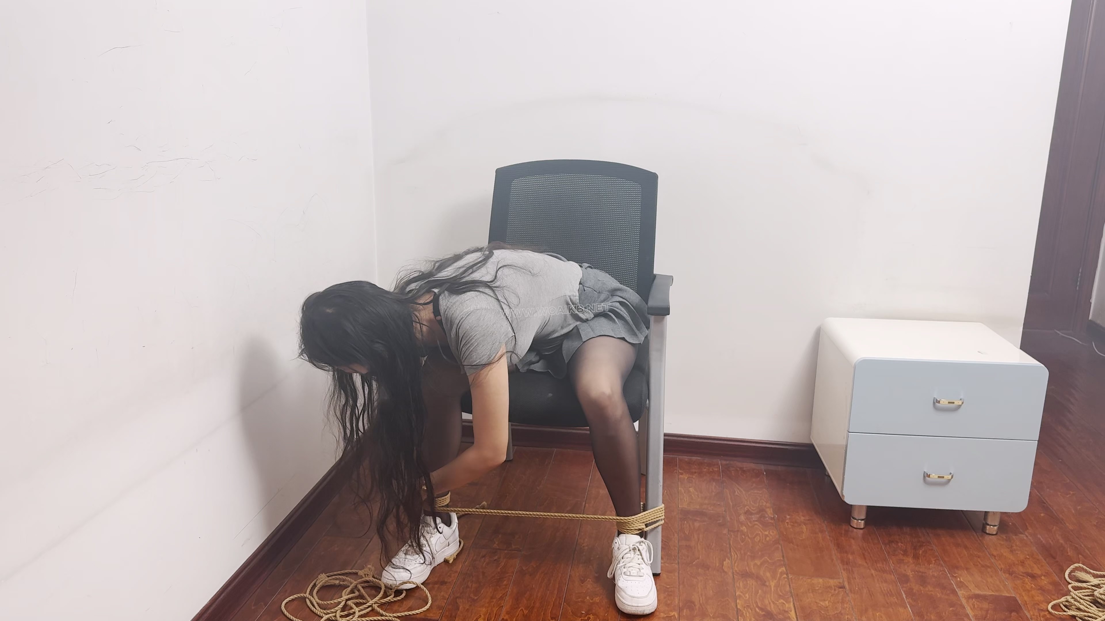 强高放置（黑丝，体内玩具） 预览图