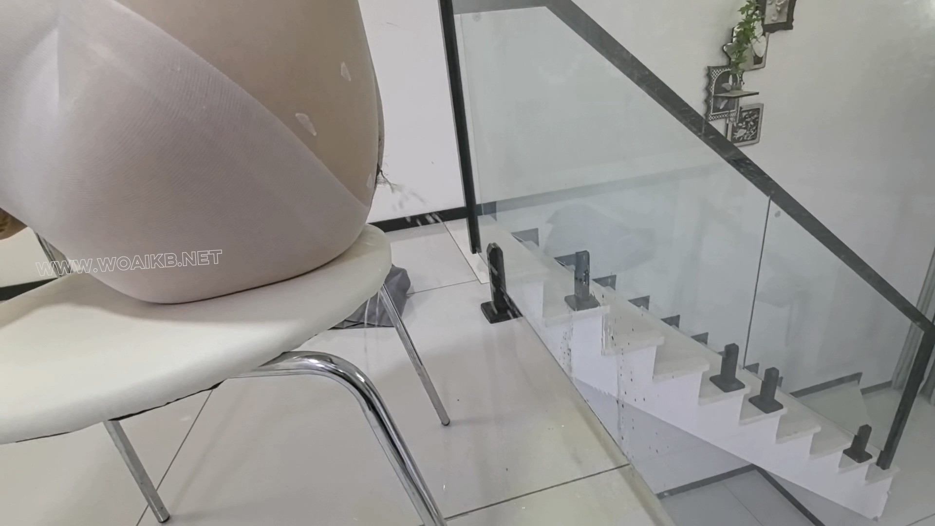 不知道高巢了多少回才能让P机拔出的瞬间液体直接喷射而出 金属镣铐贞操锁震动禁锢 预览图