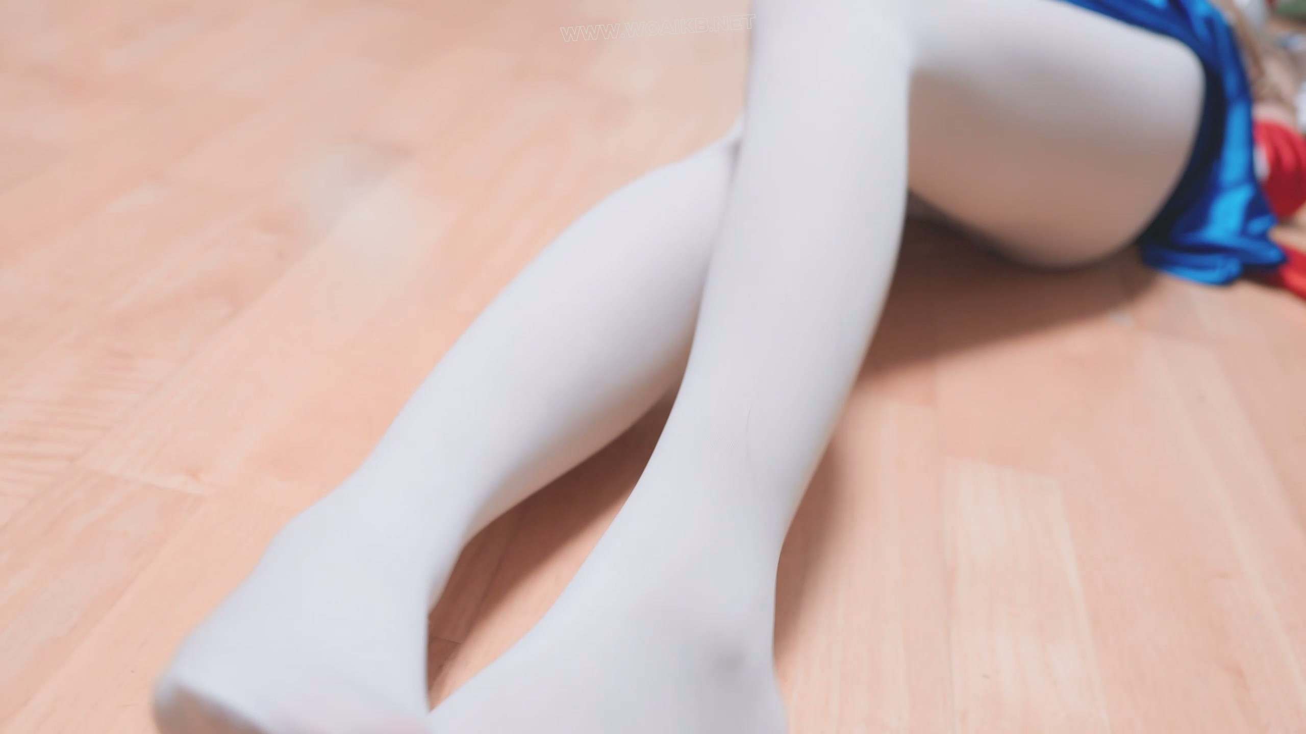 《女友游戏Ⅱ》女友硬要扮演成战败的女战士，昏迷中被放上刺激玩具，企图逃跑但又 预览图