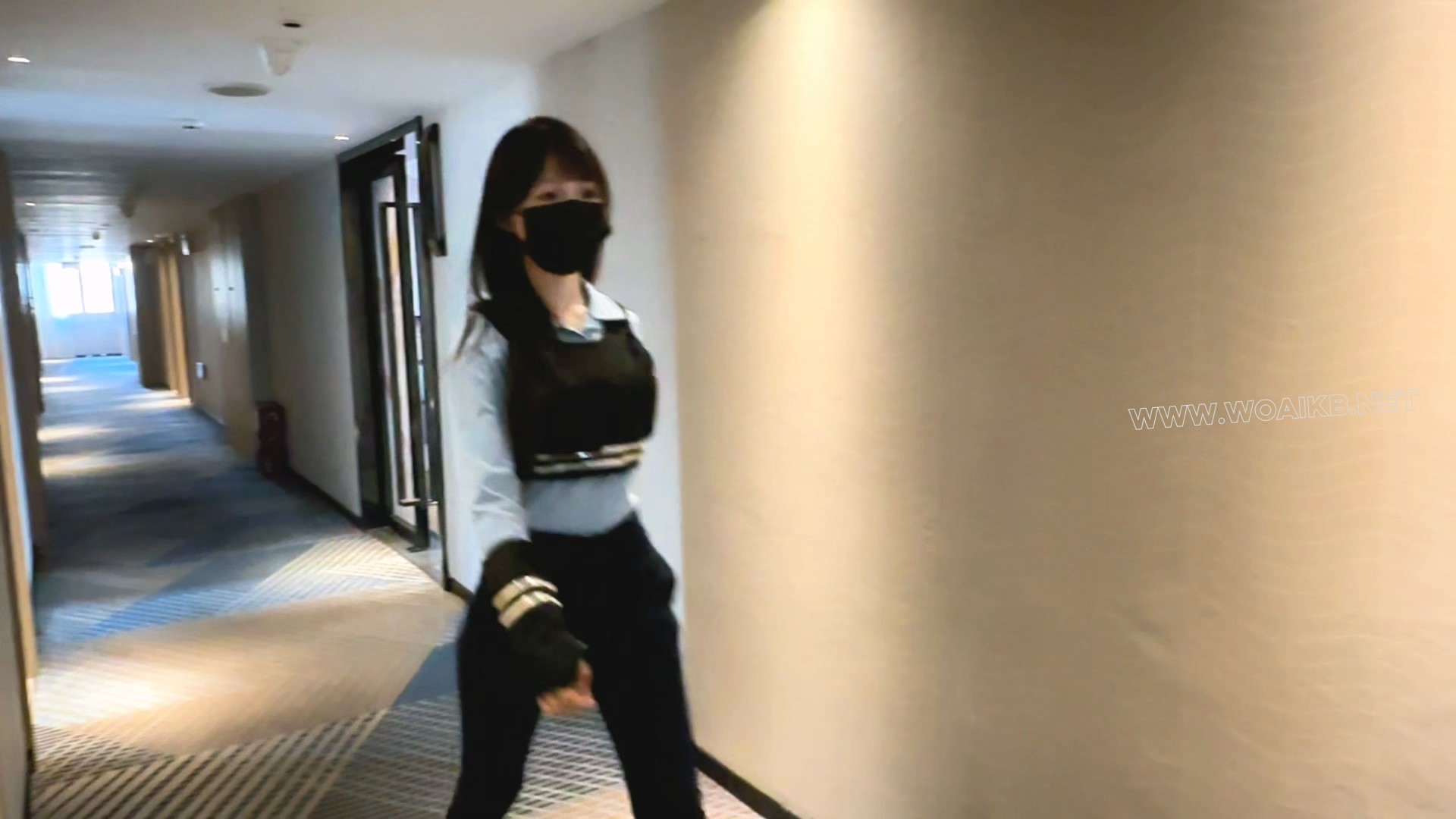 潜伏室内捂晕玩弄震动Coser  迷晕小美coser 封面图